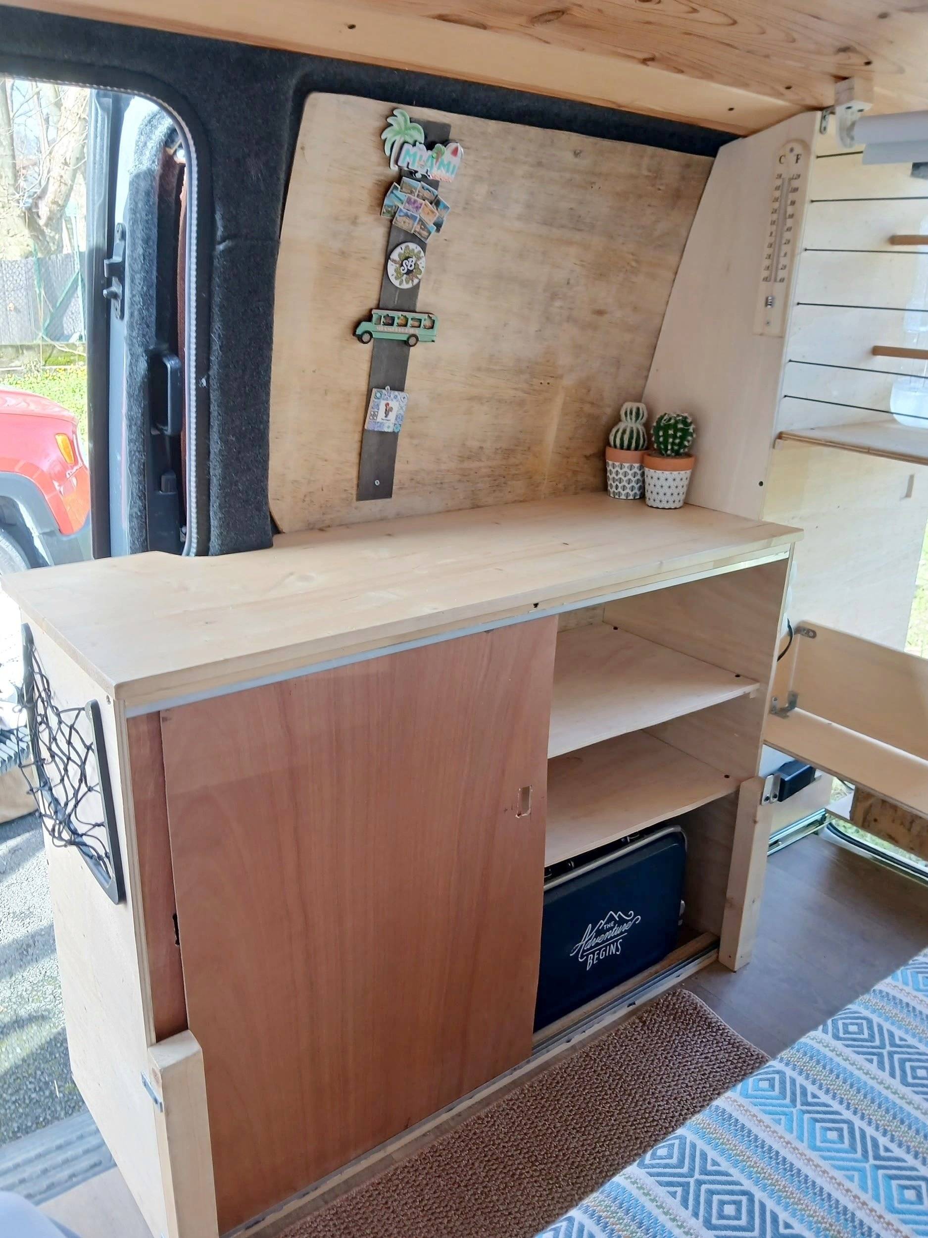 Berth Volkswagen Transporter T6 2,0 l 150ch - Yescapa