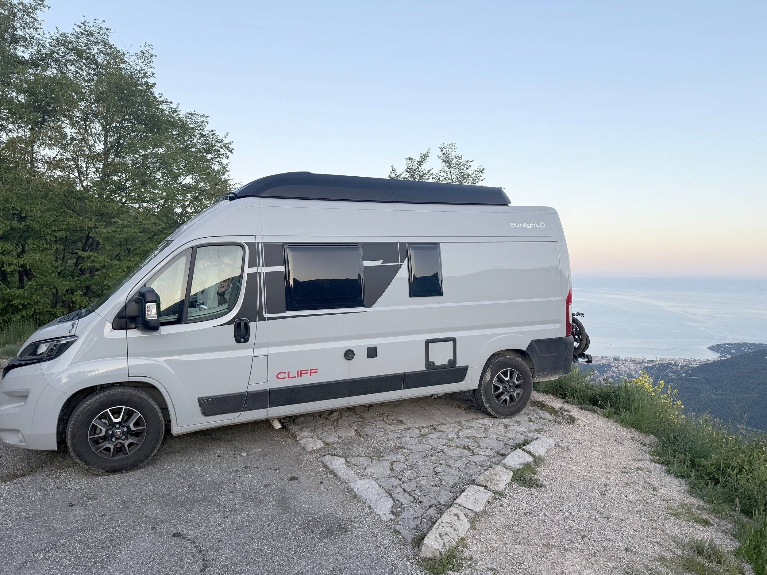 Sunlight Sunlight Cliff 601