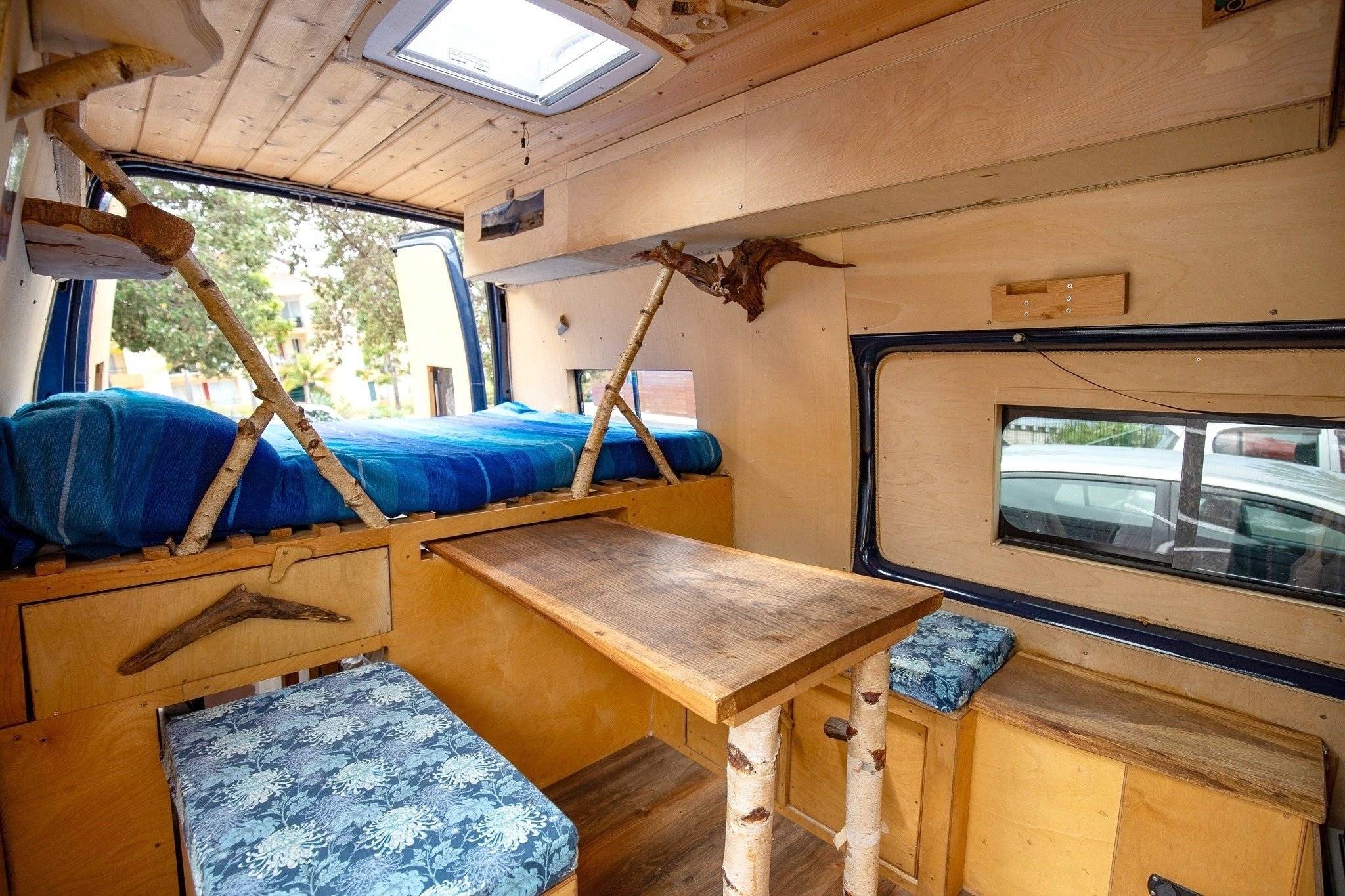 Ford Transit 2,4 l TDCi 140 ch.