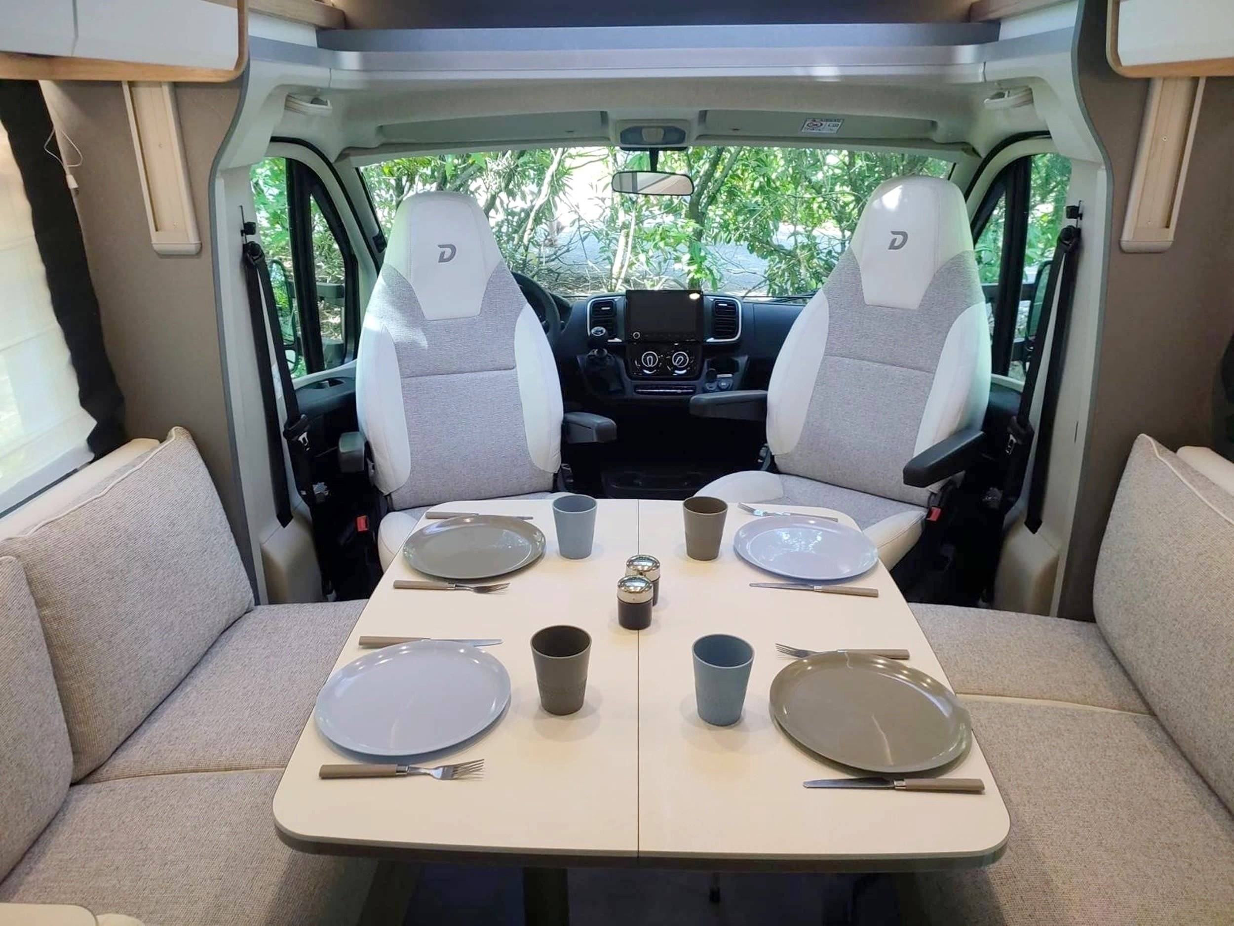 Menjador Fiat Ducato 2,3 l 148 ch - Yescapa