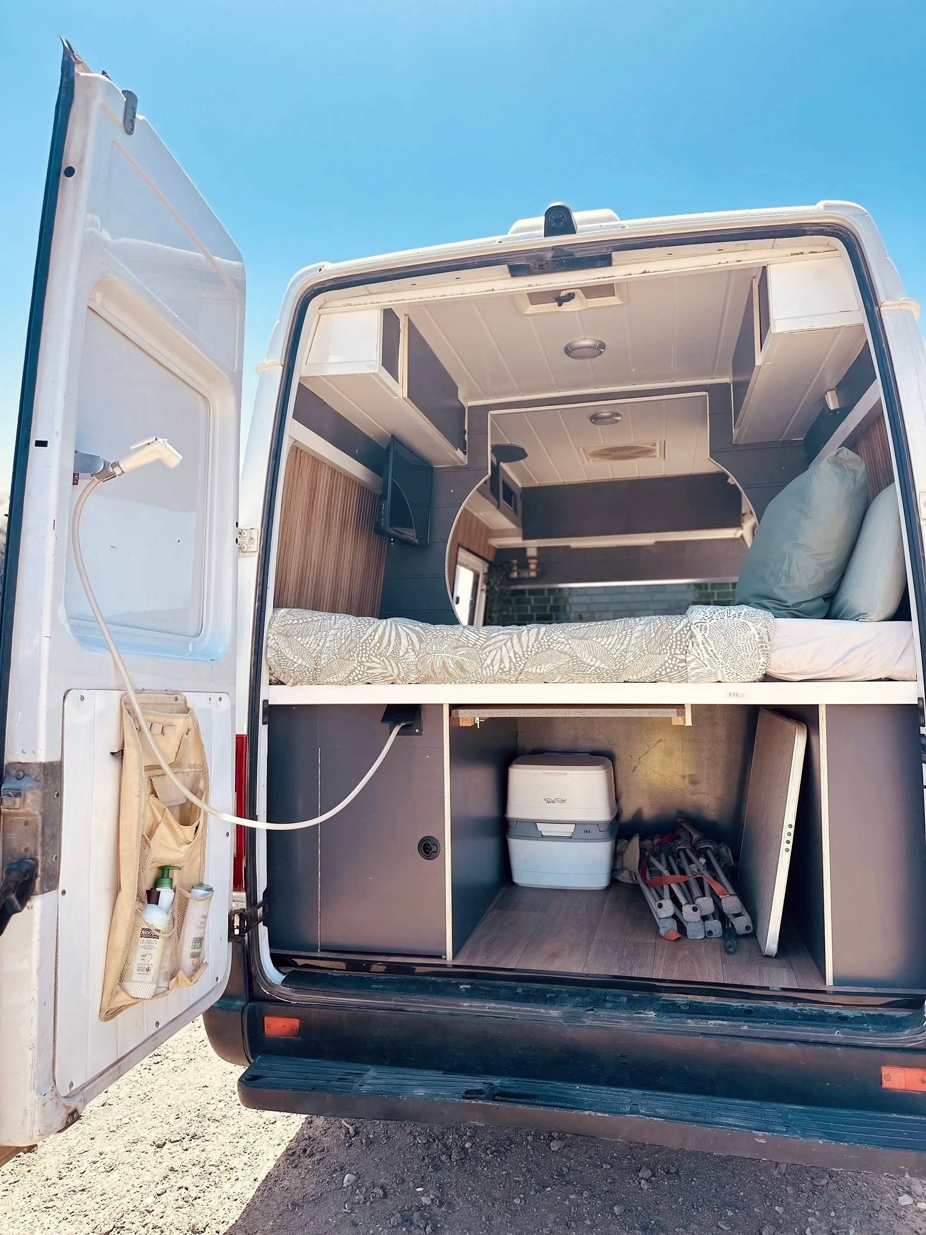 Mercedes sprinter