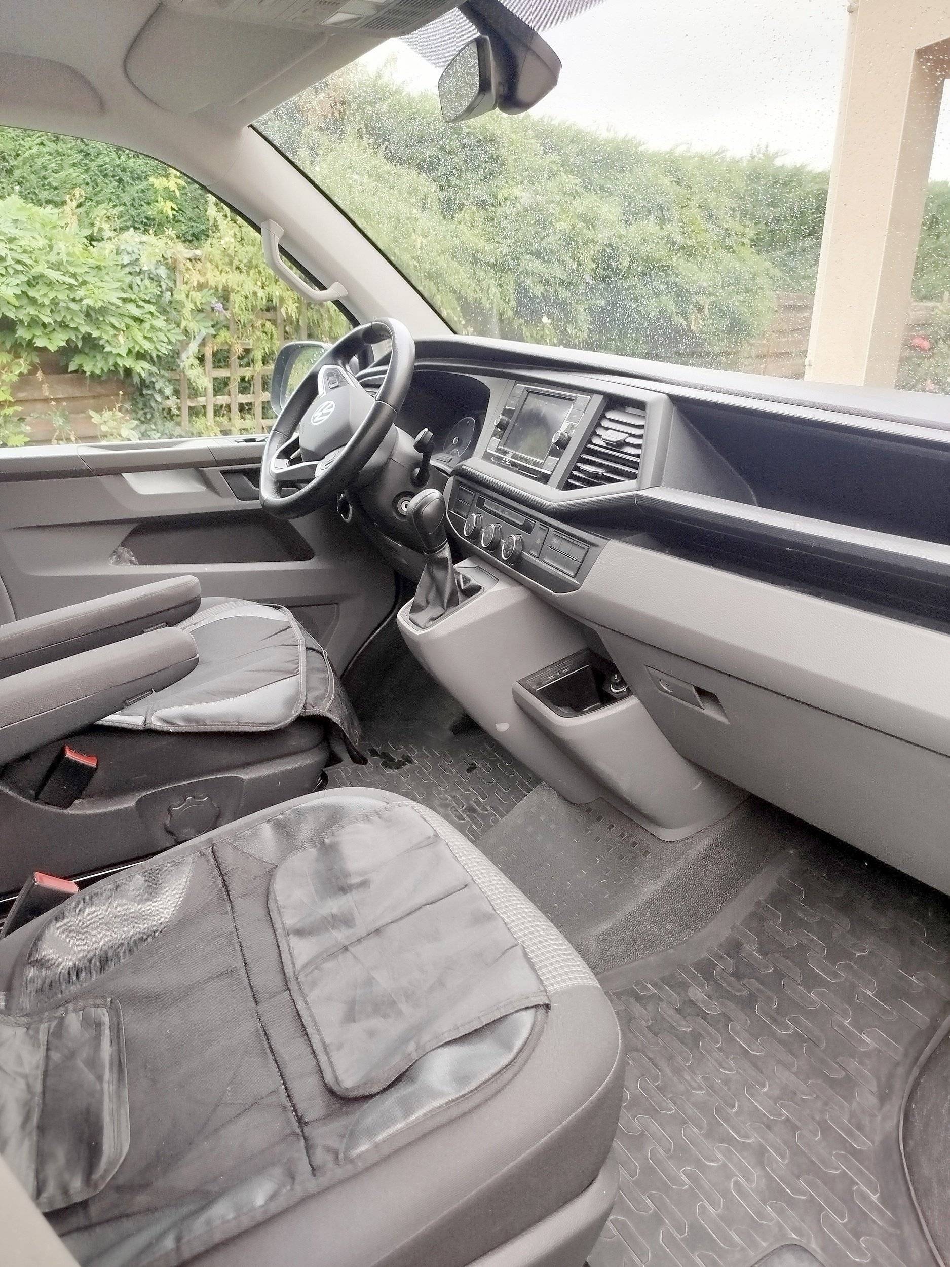 Poste de conduite Volkswagen T6.1 - Yescapa
