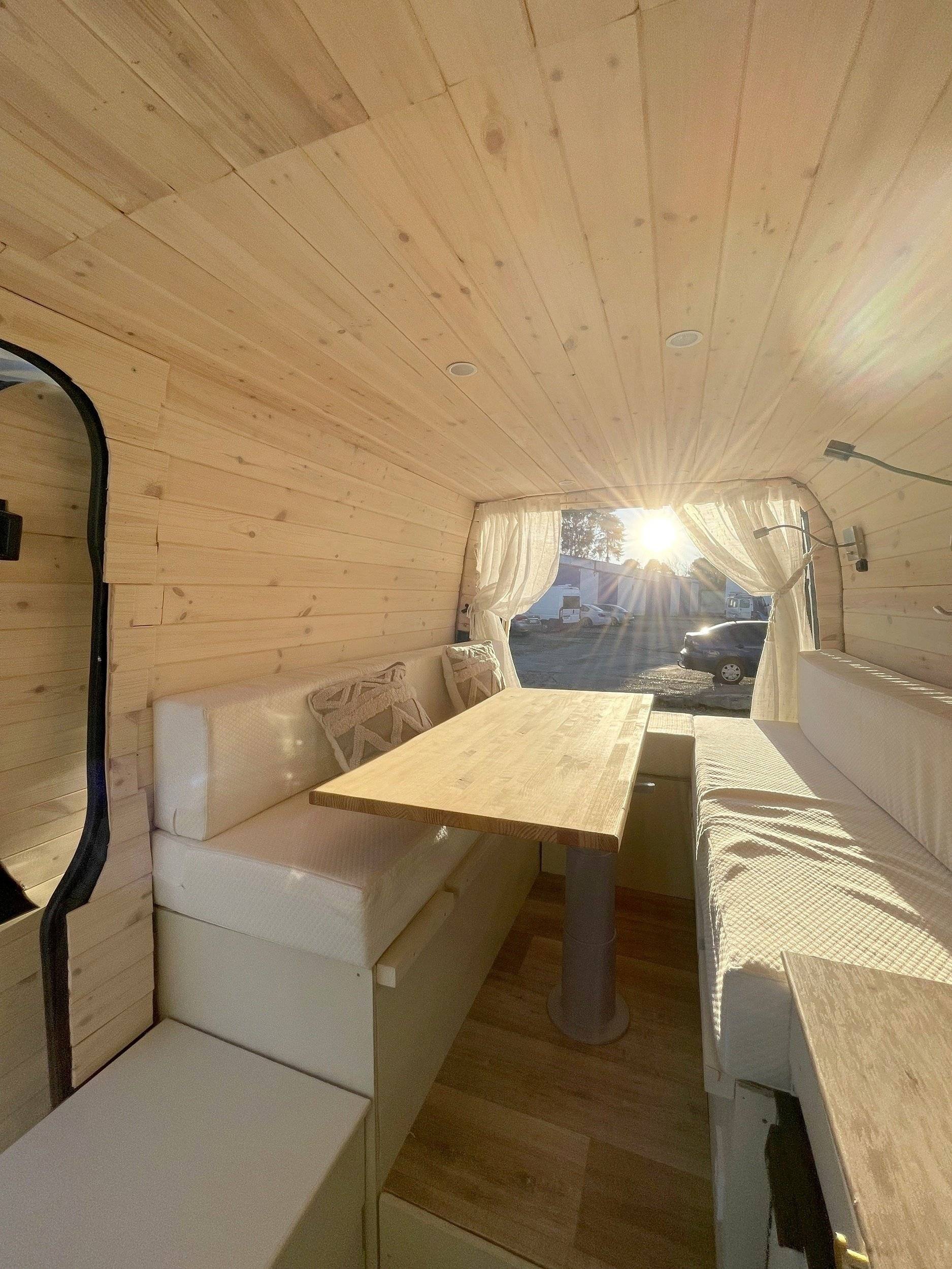 Mercedes Sprinter