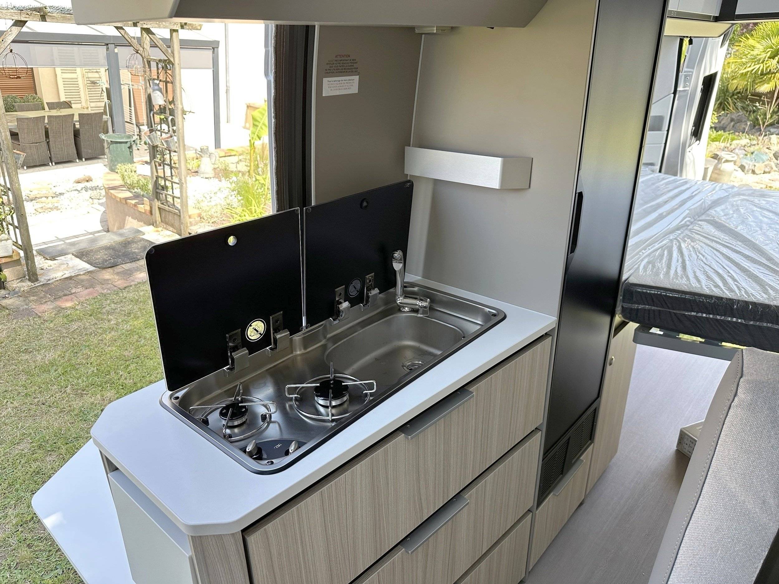 Adria Adria Twin PLUS 600 SPB Family