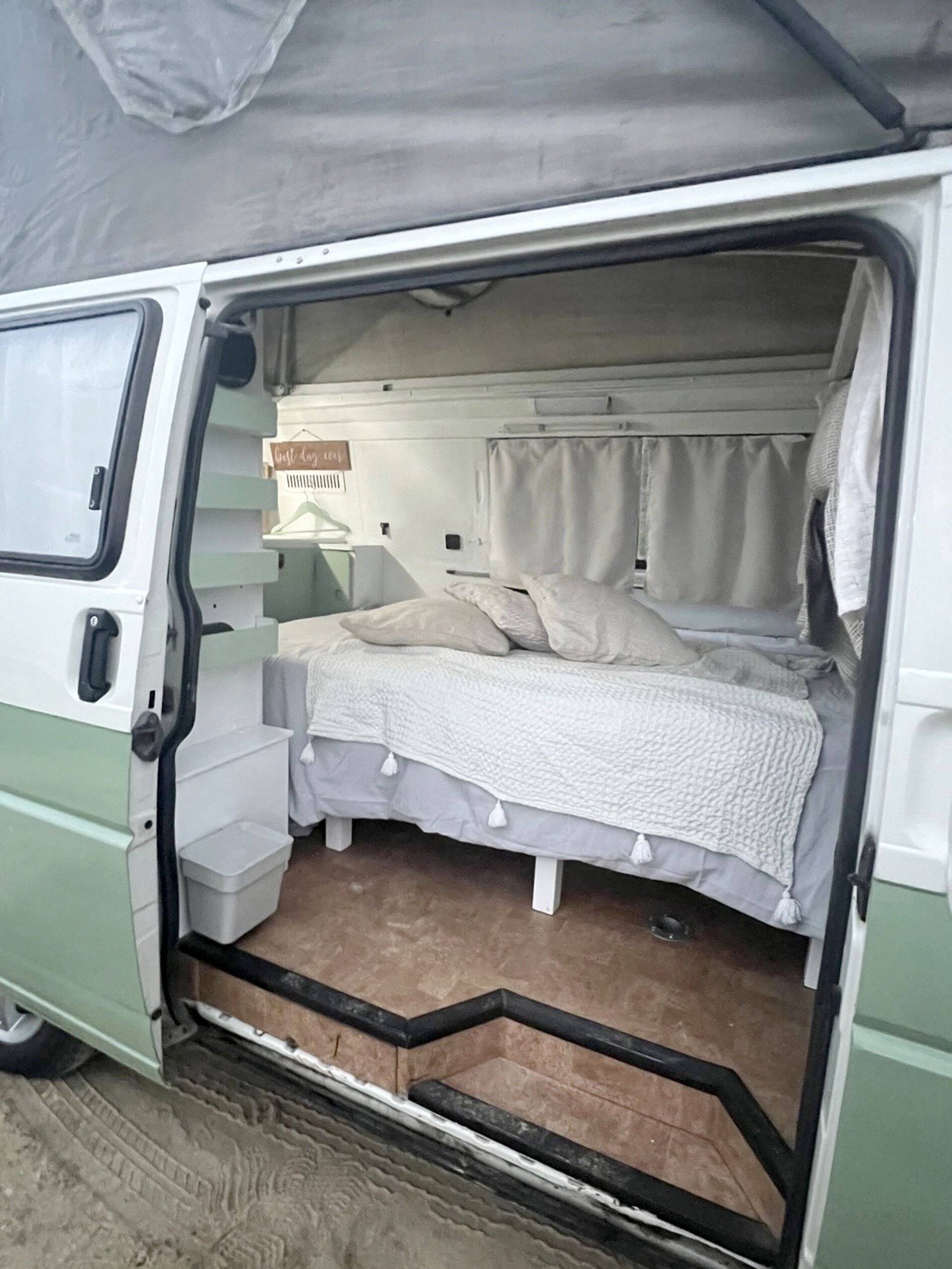 Couchages Volkswagen T4 CALIFORNIA - Yescapa