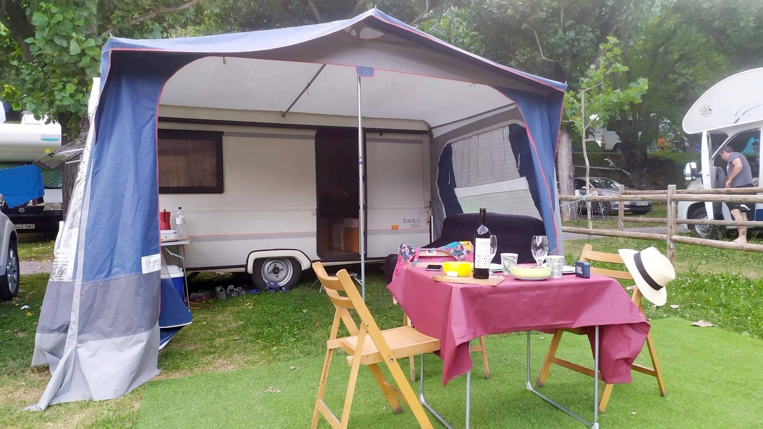 Dining Area Fiat -- - Yescapa