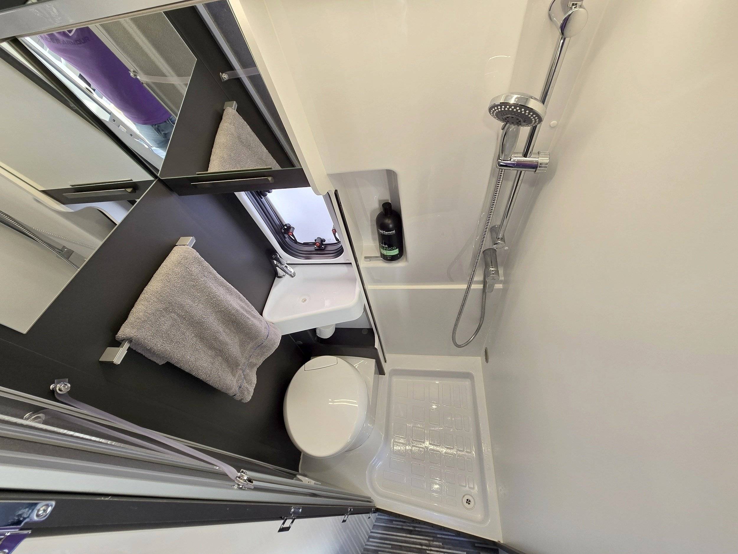 Mclouis Mclouis menfys 3 sline