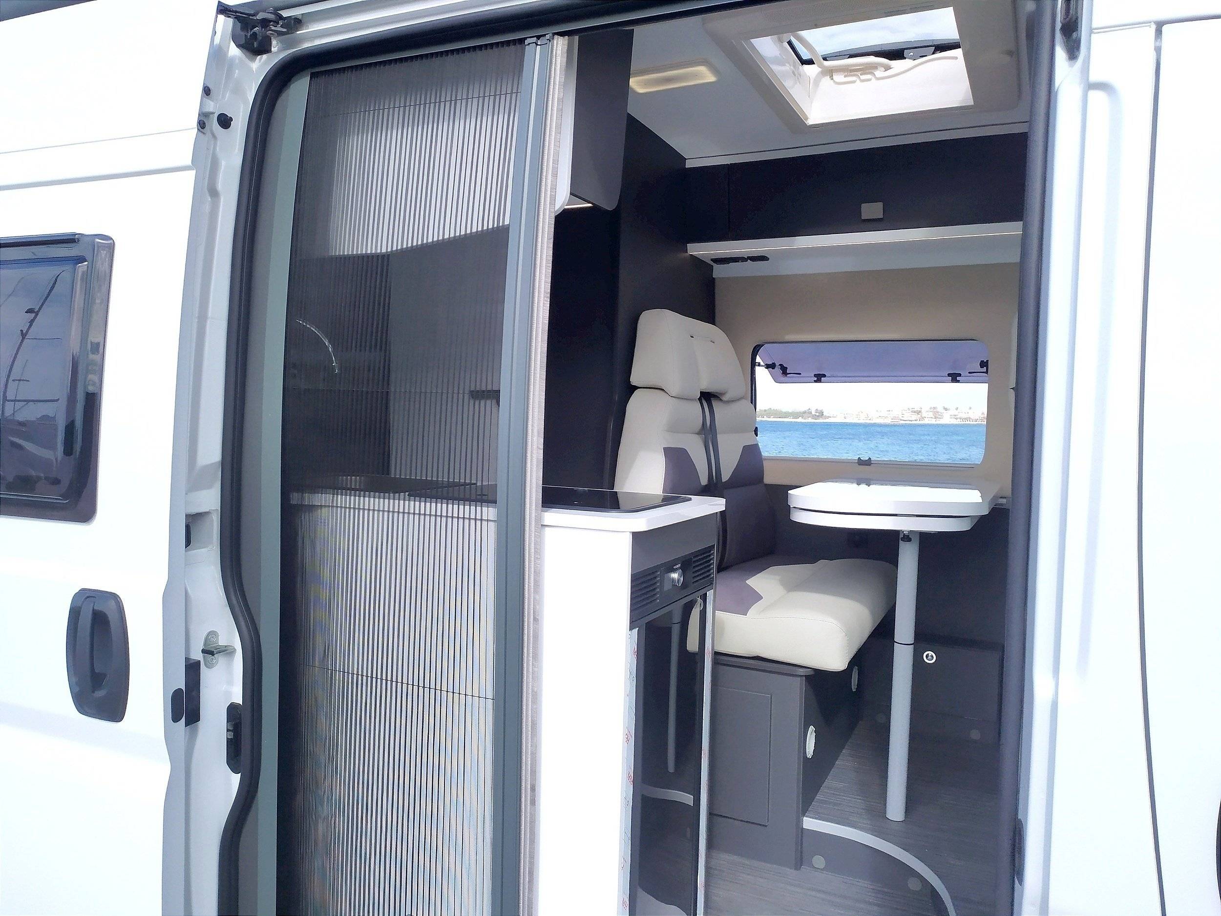 casualvan CASUALVAN 1