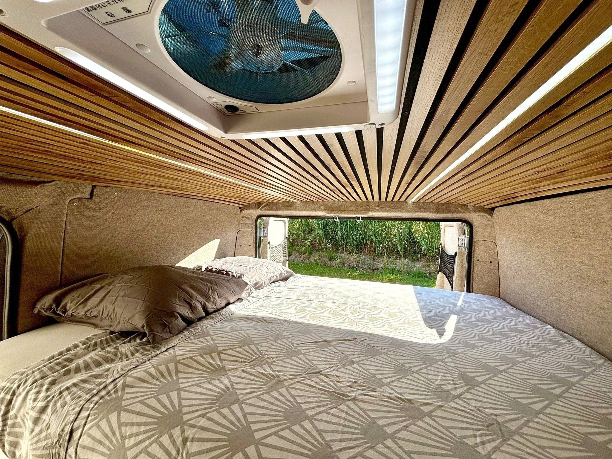 Berth Peugeot Peugeot Boxer - Yescapa