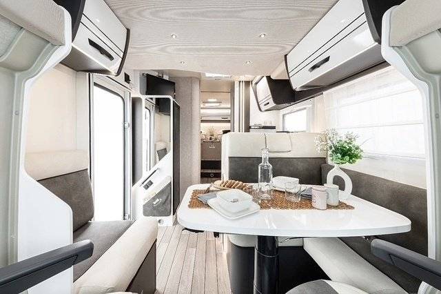 Dinette Citroën Citroën jumper 140 cv - Yescapa