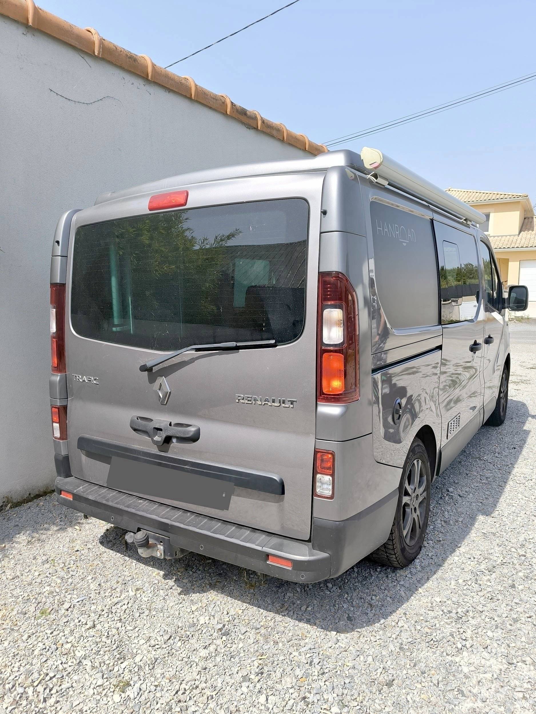 Hanroad RENAULT TRAFIC III Grand Confort