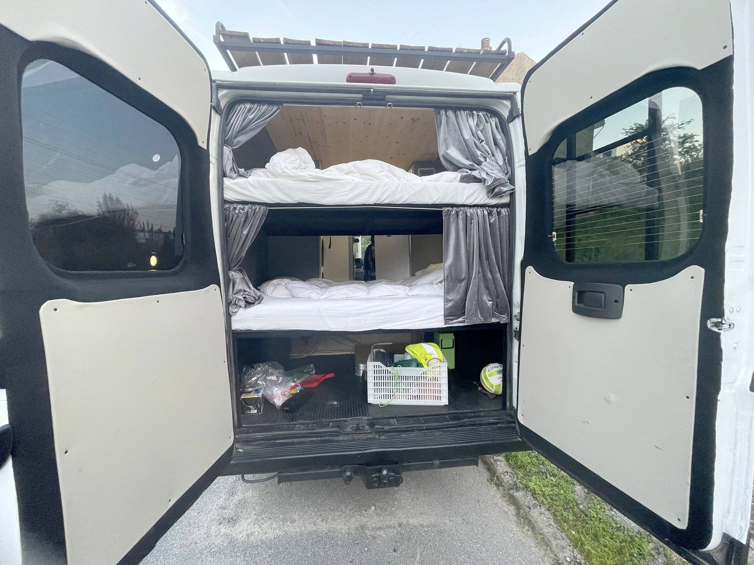 Custo Van PEUGEOT BOXER L3H2