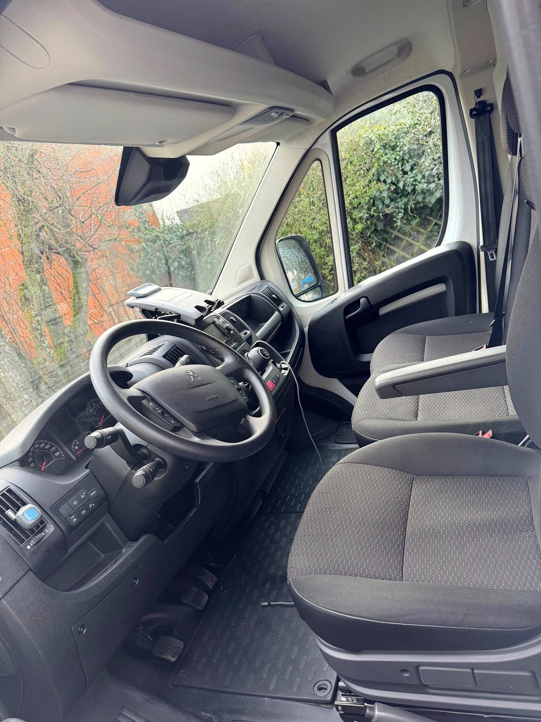 Peugeot Boxer 2,2l HDI 140 cv