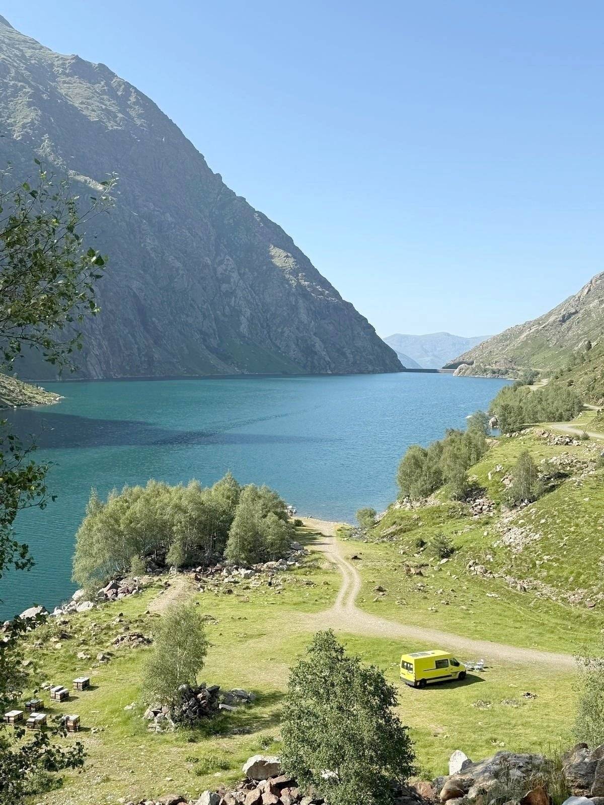Giallo Renault Master III