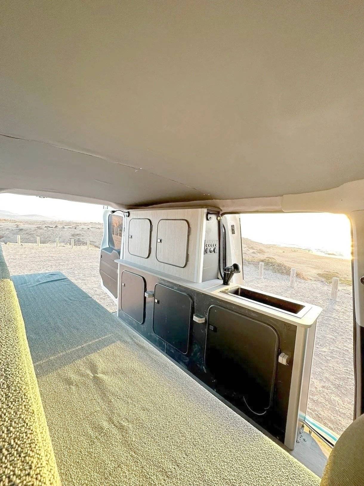 schräge Vorderansicht Fiat - Yescapa