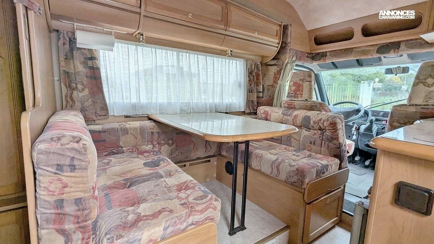 Essecke Mercedes Sprinter 2,2 l 130 ch - Yescapa