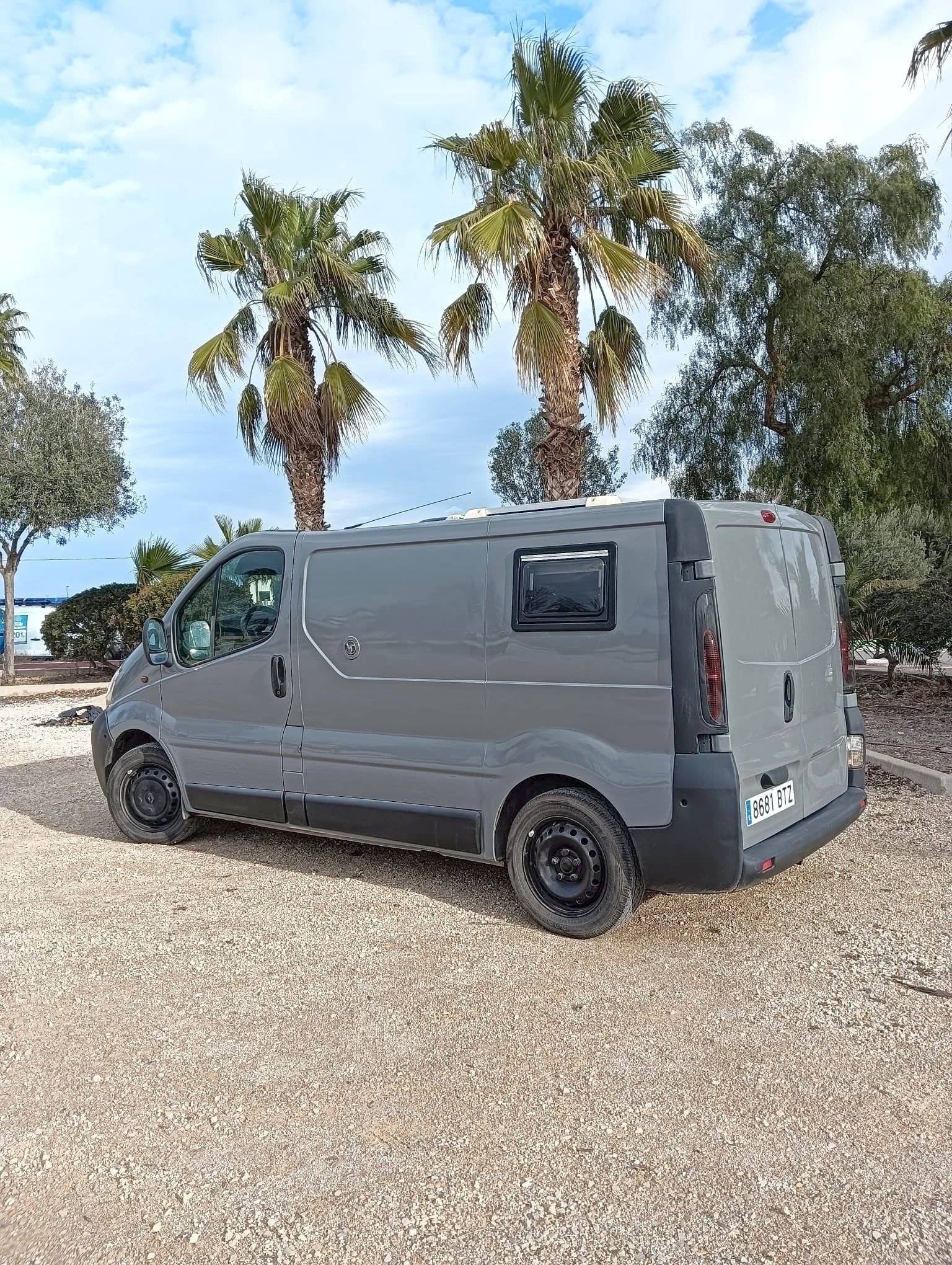 Renault TRAFFIC 2,0l 90 CH