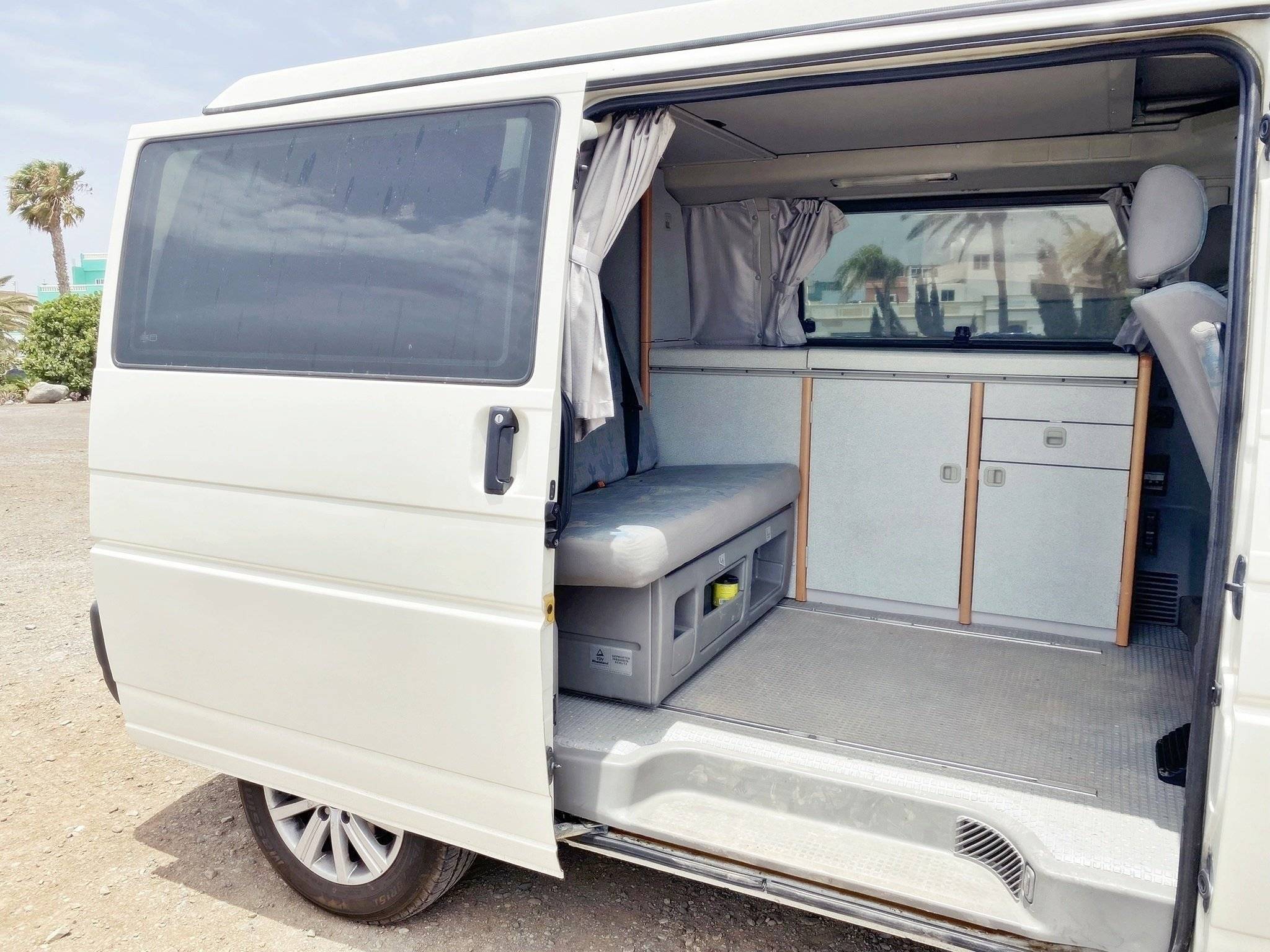 Westfalia VOLKSWAGEN CALIFORNIA