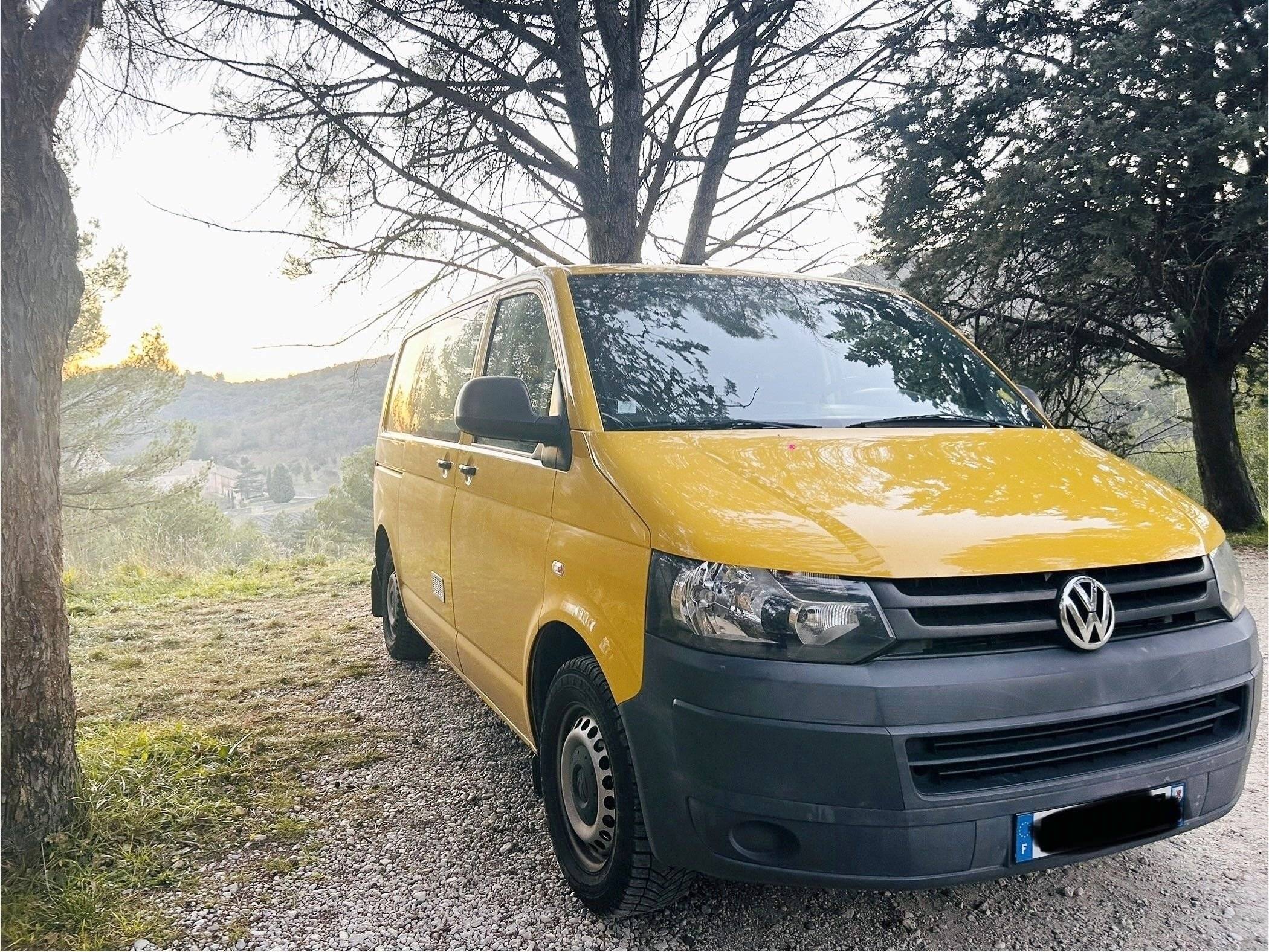 Volkswagen T5 2,5 l 102 ch