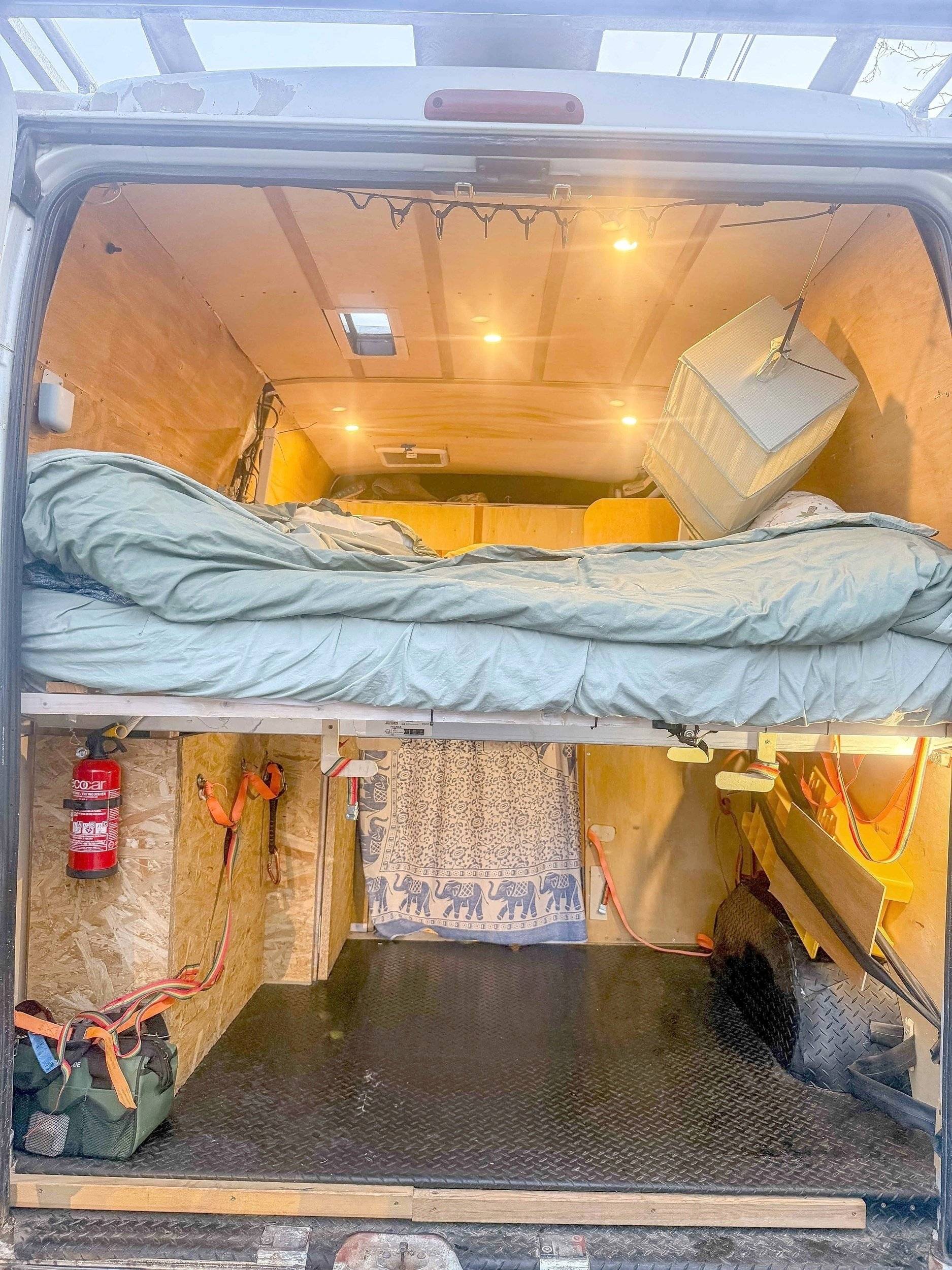 Berth Peugeot 2,2 l 120 ch - Yescapa