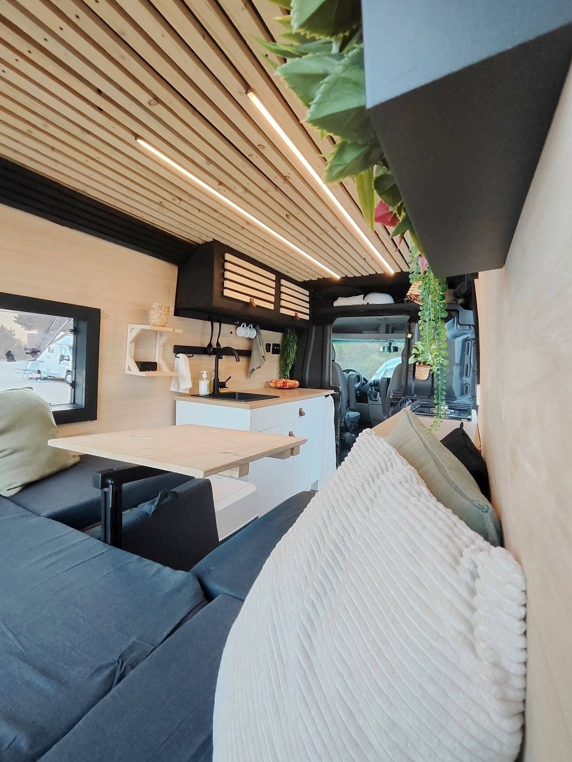 Dinette Peugeot Boxer - Yescapa