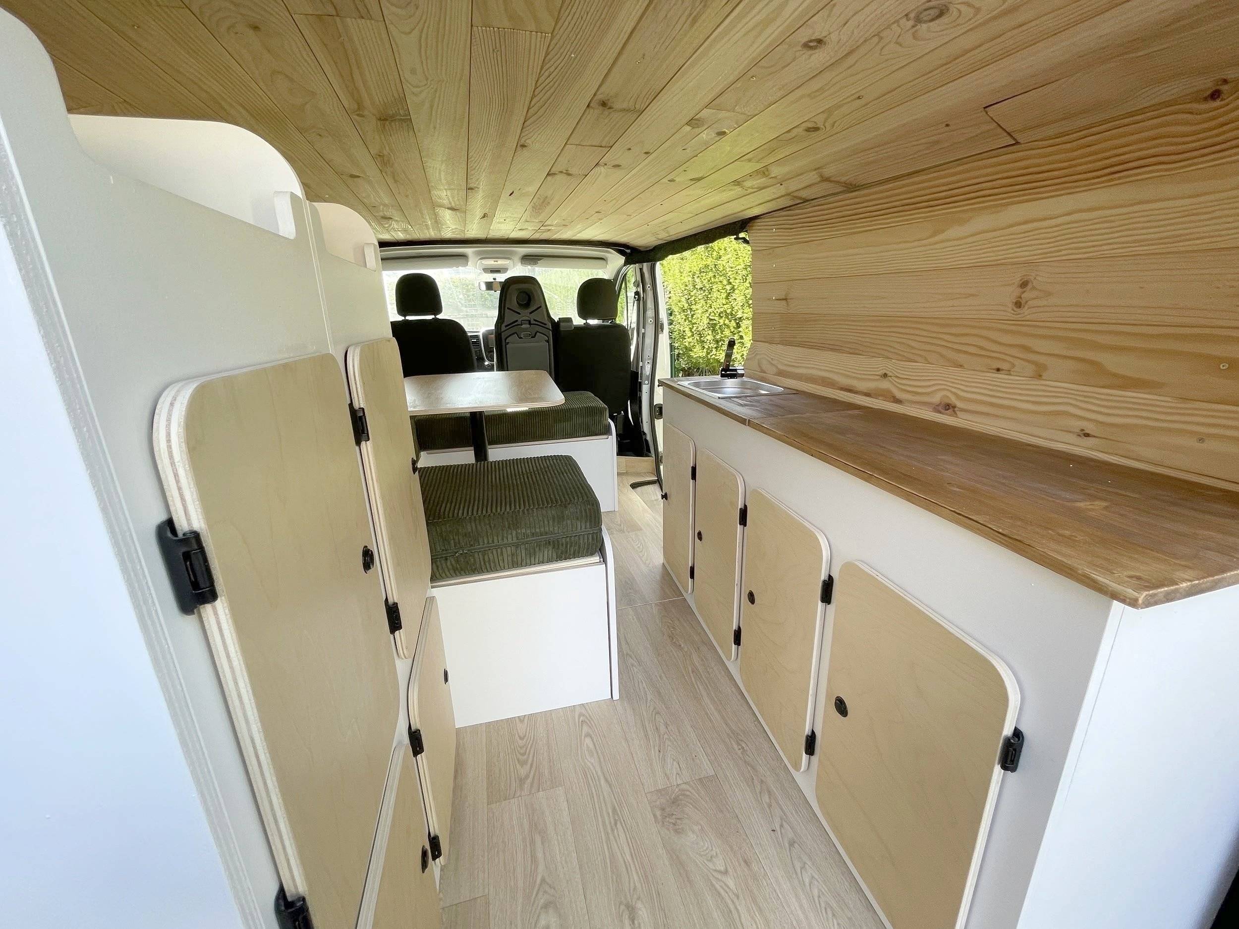 Kitchenette Renault Trafic 3 - Yescapa