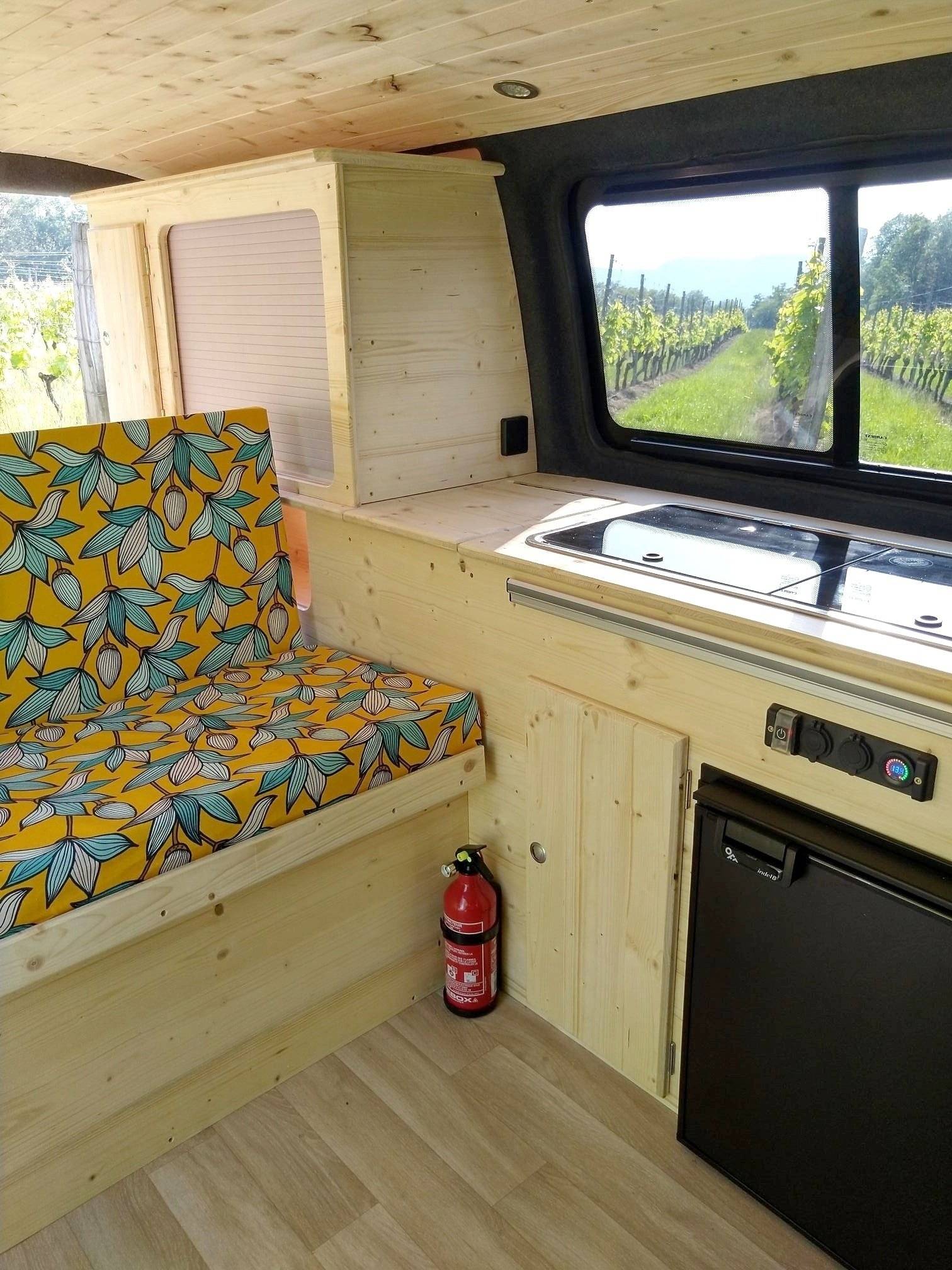 Essecke Volkswagen T5 2,0 l 102 ch - Yescapa