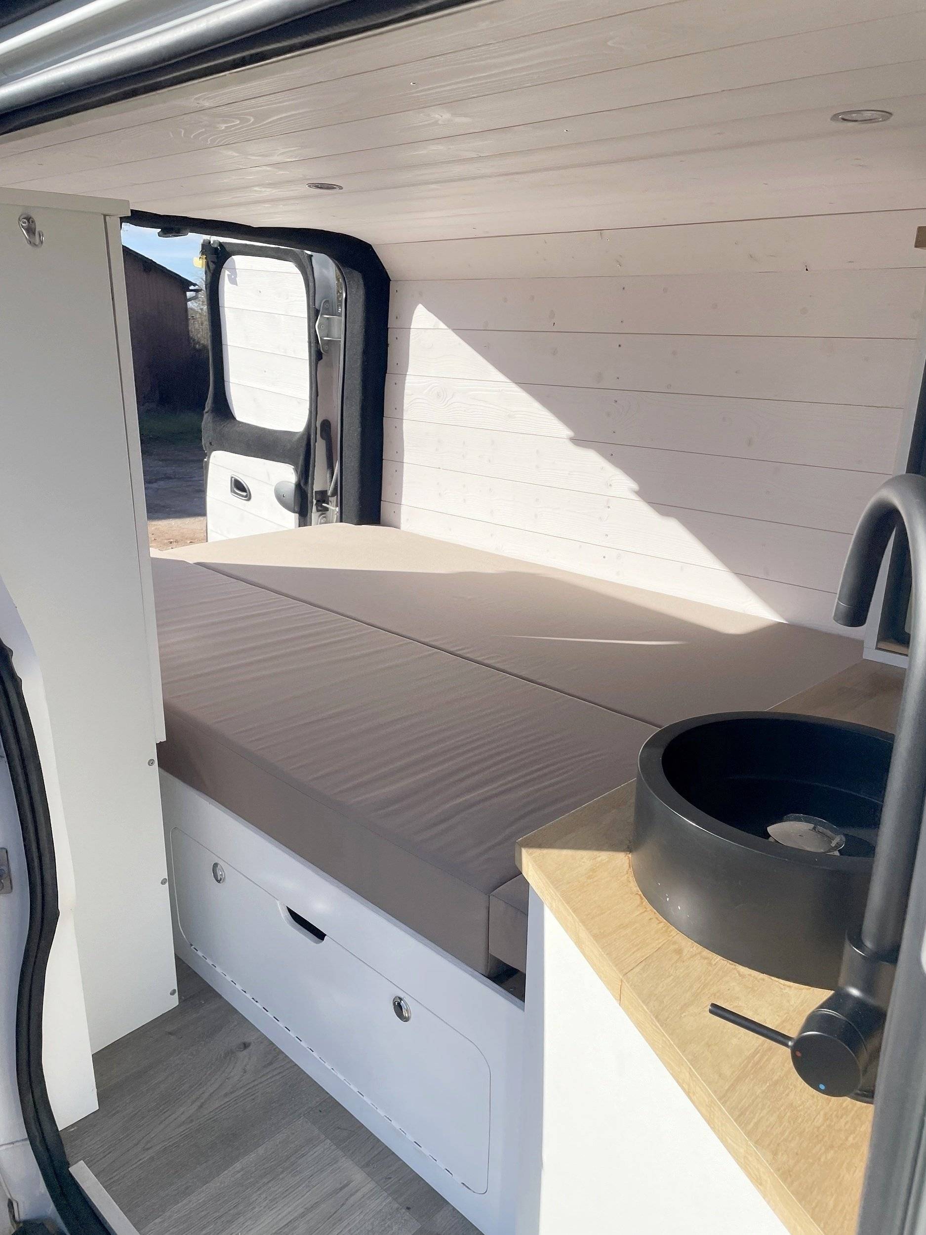 slaapplaatsen Renault Trafic 1,6 l 115 ch - Yescapa