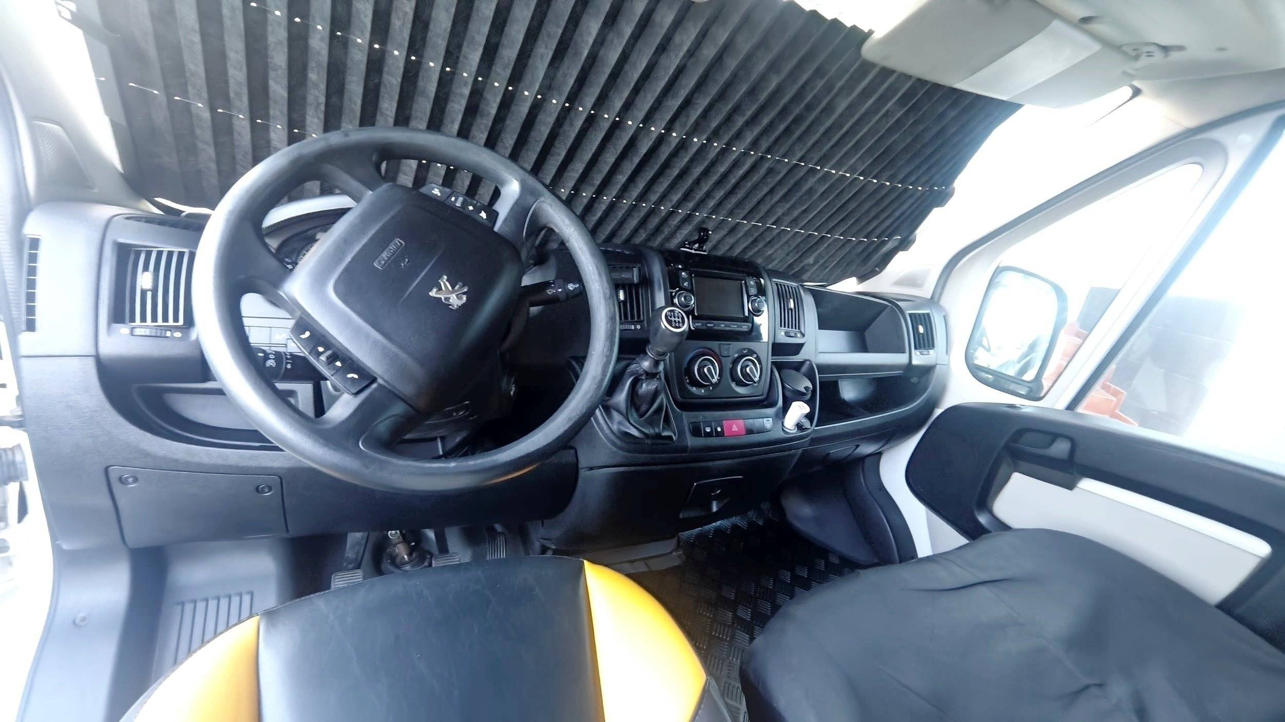 Peugeot Boxer 2,2 l 130 ch