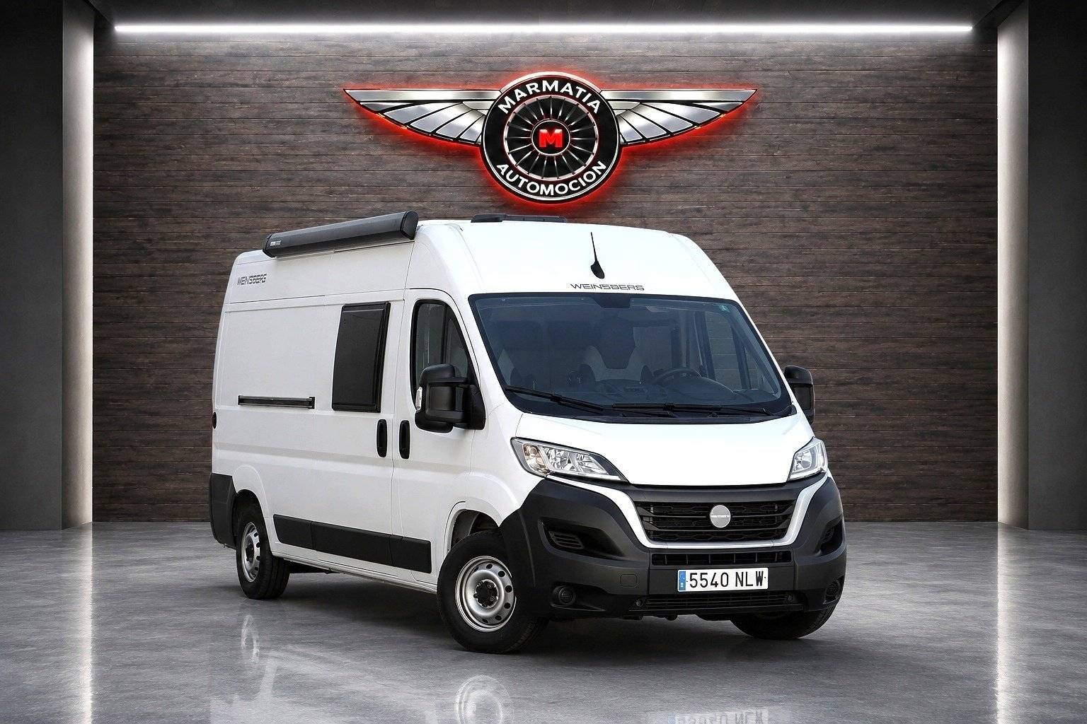 Vue avant de 3/4 Fiat Ducato 2,2 l 115 ch - Yescapa