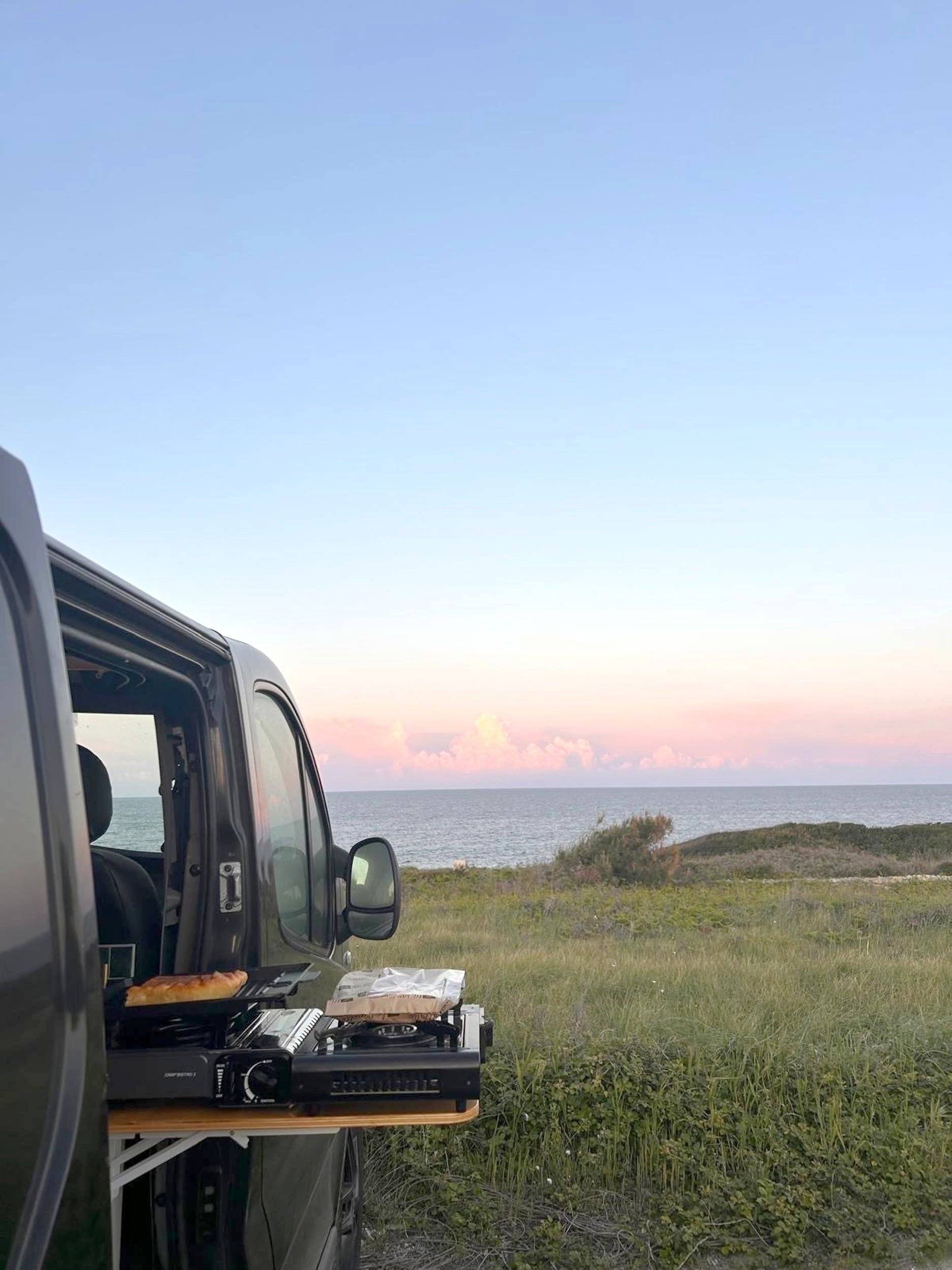 Coin cuisine Renault 2,0 l 90 ch - Yescapa