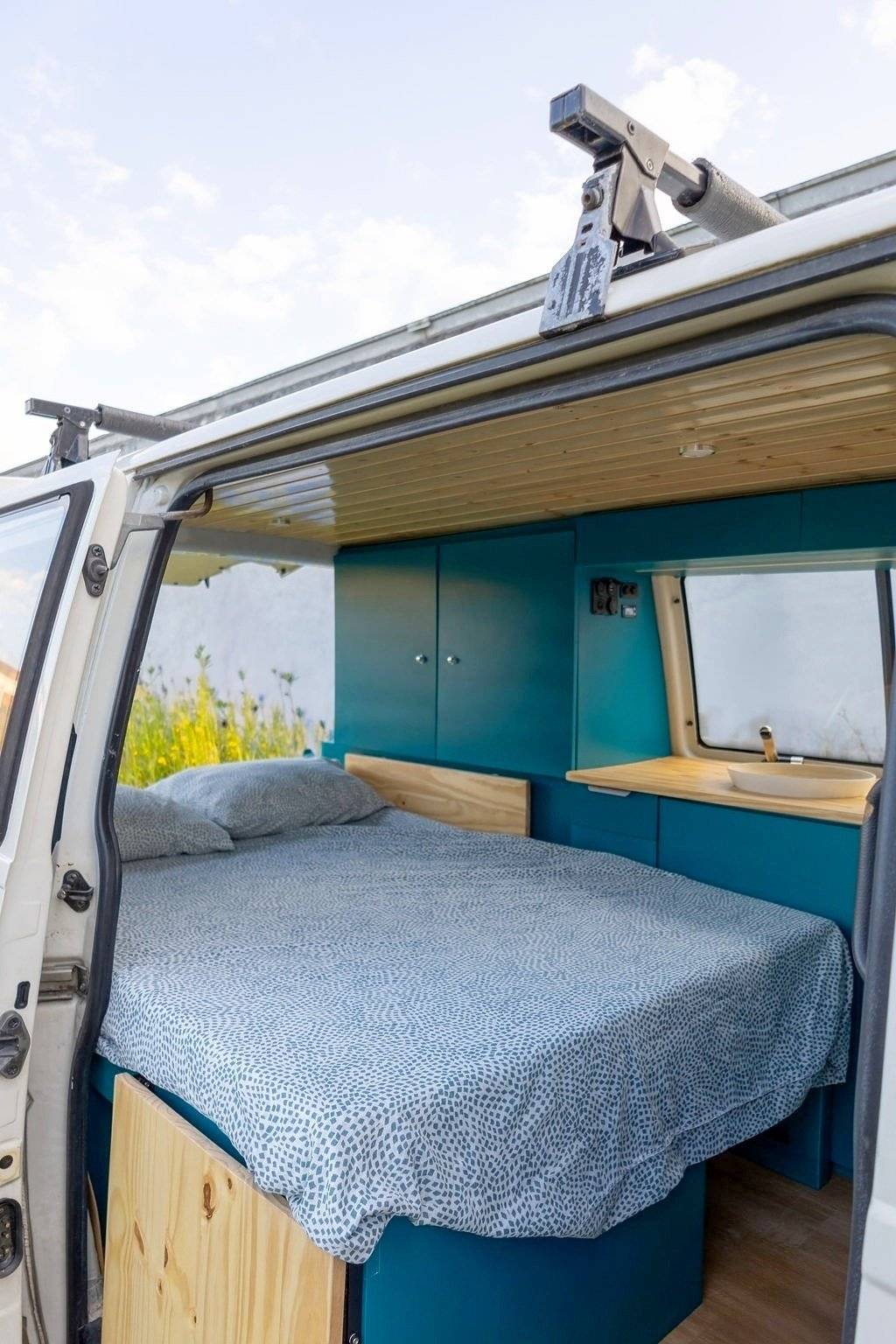 Couchages Volkswagen Transporter T4 Multivan - Yescapa
