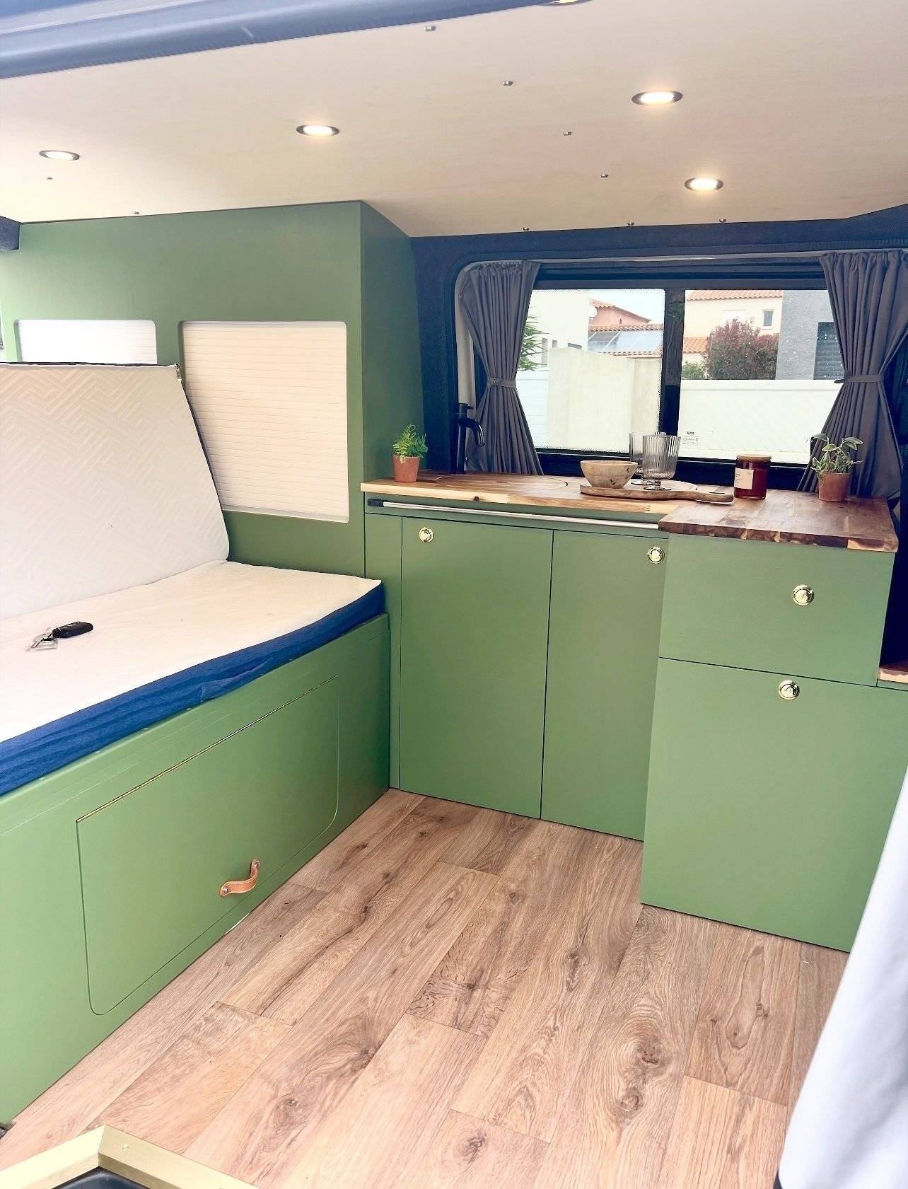 Volkswagen Transporteur T6 L1H1 2 l 150 ch