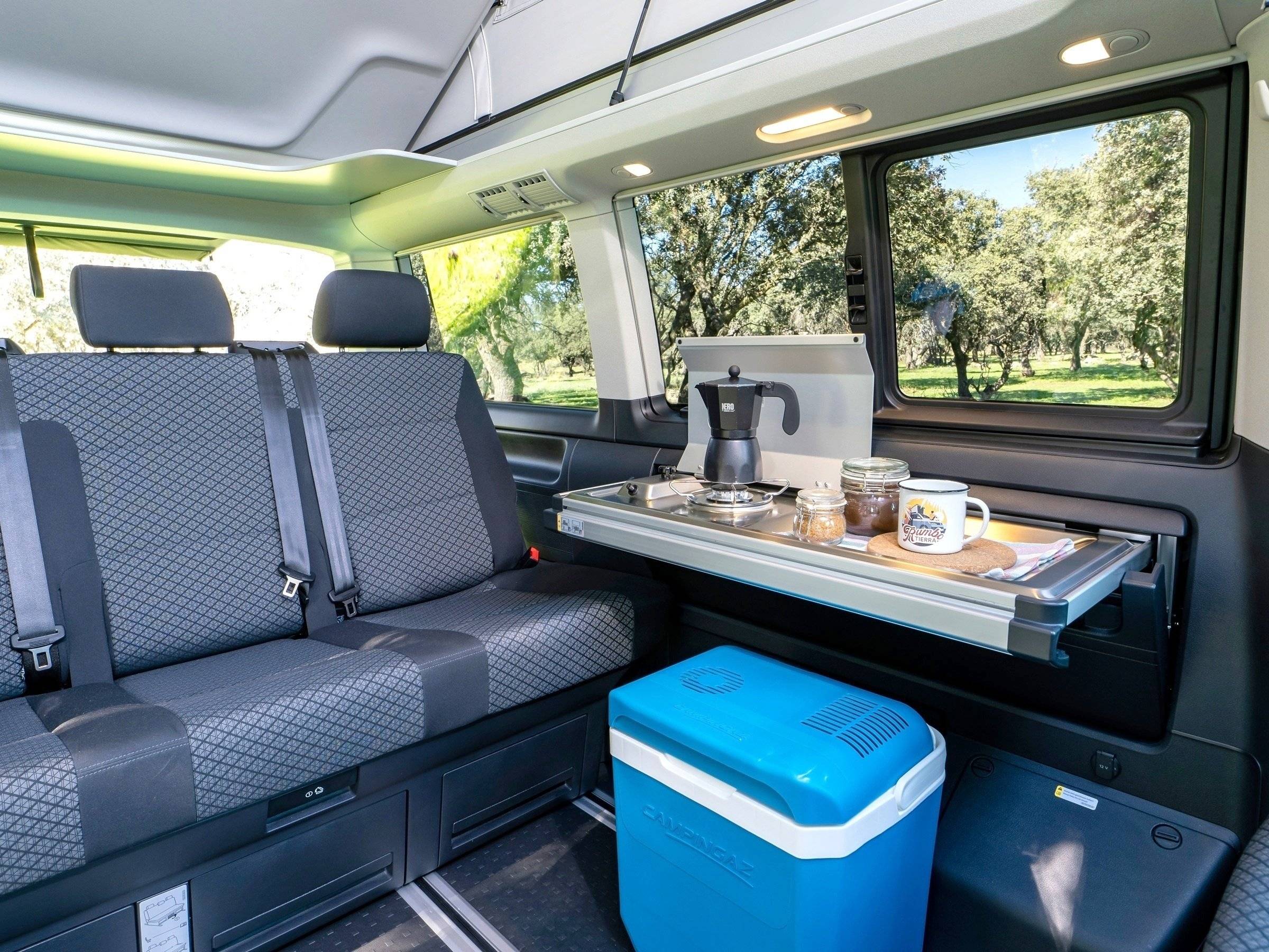 Volkswagen 6.1 California BEACH CAMPER