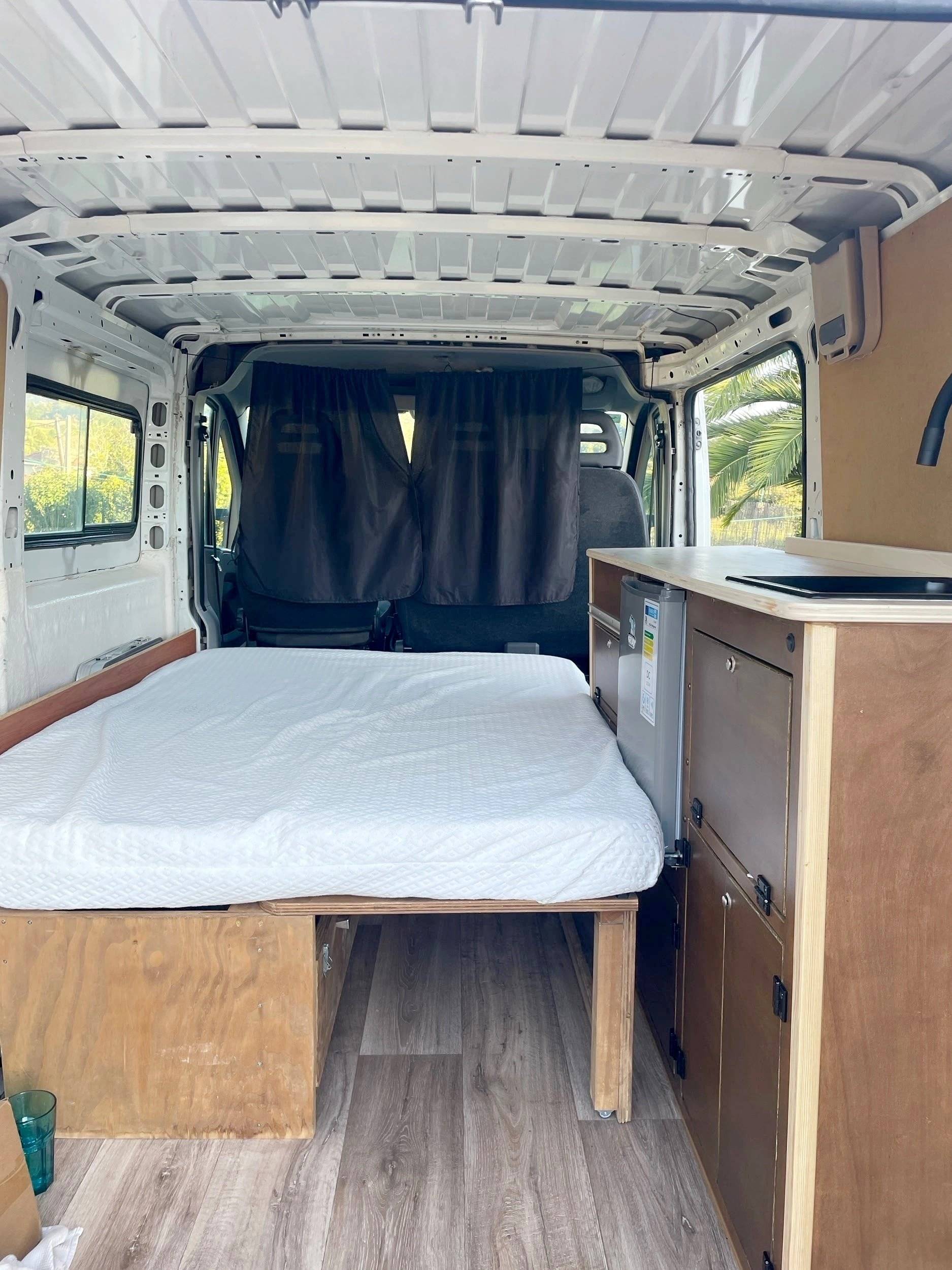 Berth Citroën Jumper 2,2 l 120 ch - Yescapa