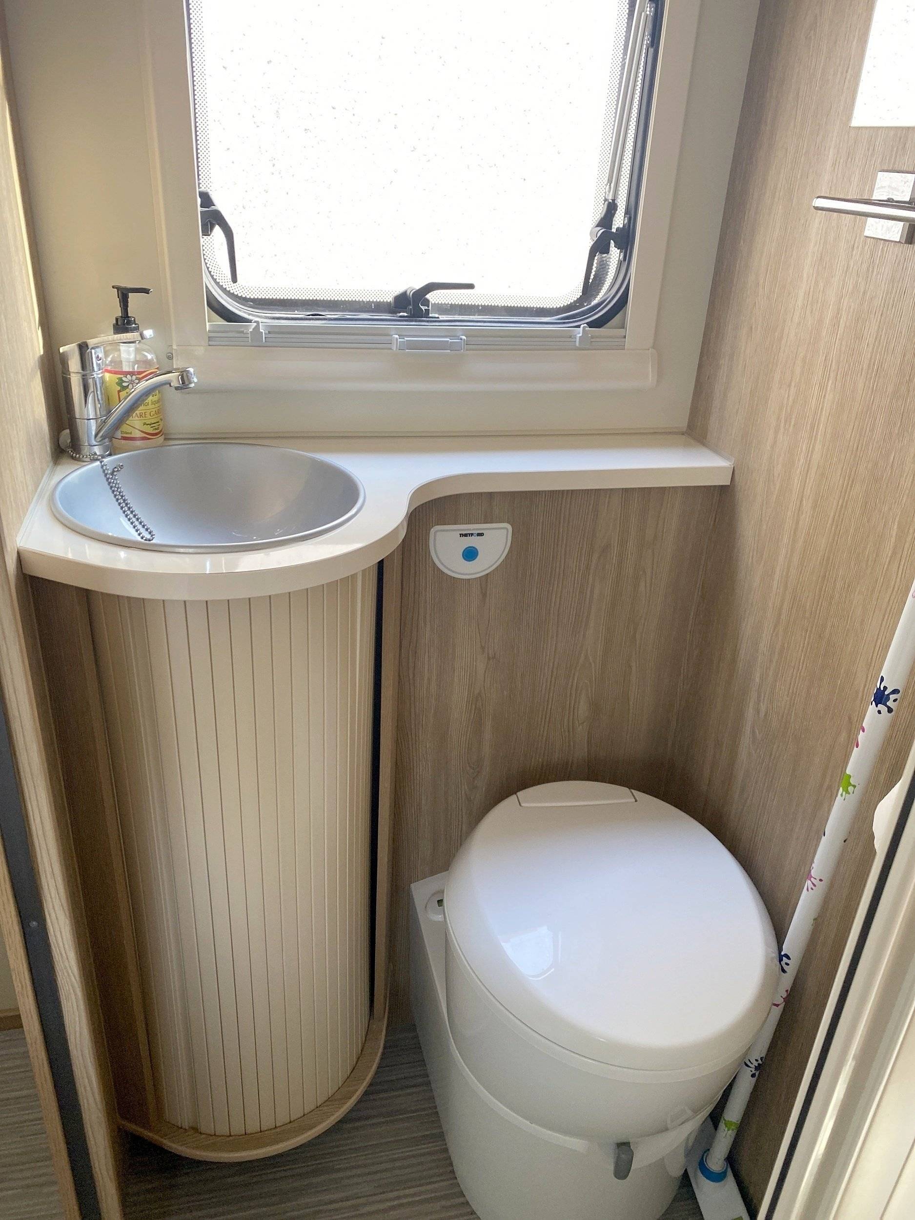 Bavaria 2,3 l 130 ch.