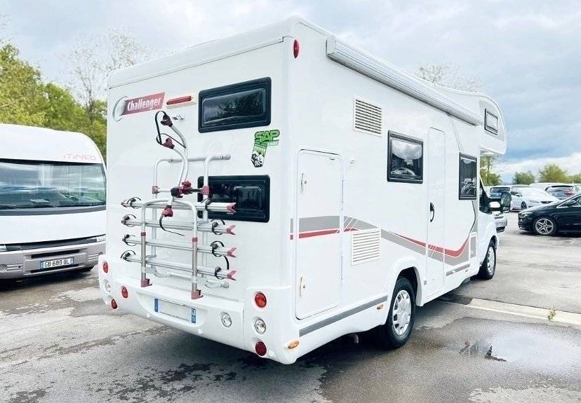 Challenger Transit 155cv