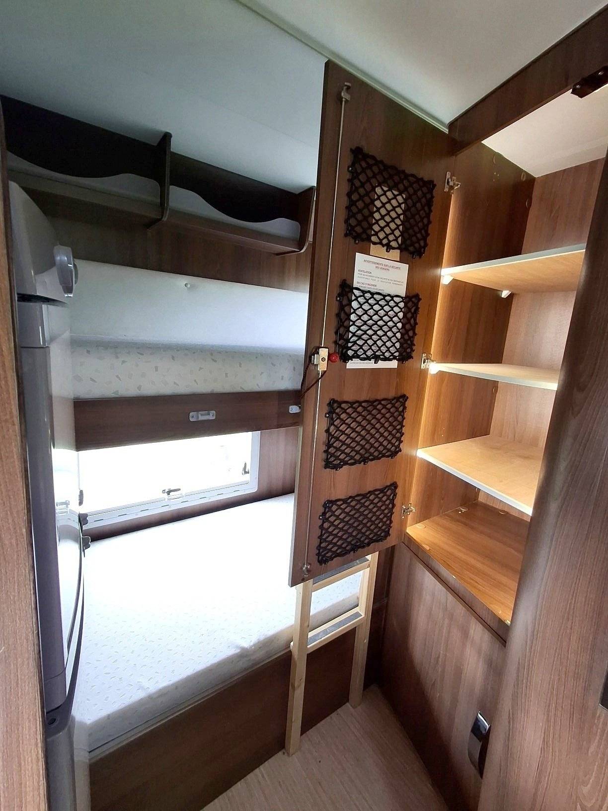 Couchages Fiat Ducato 2,3 130 ch - Yescapa