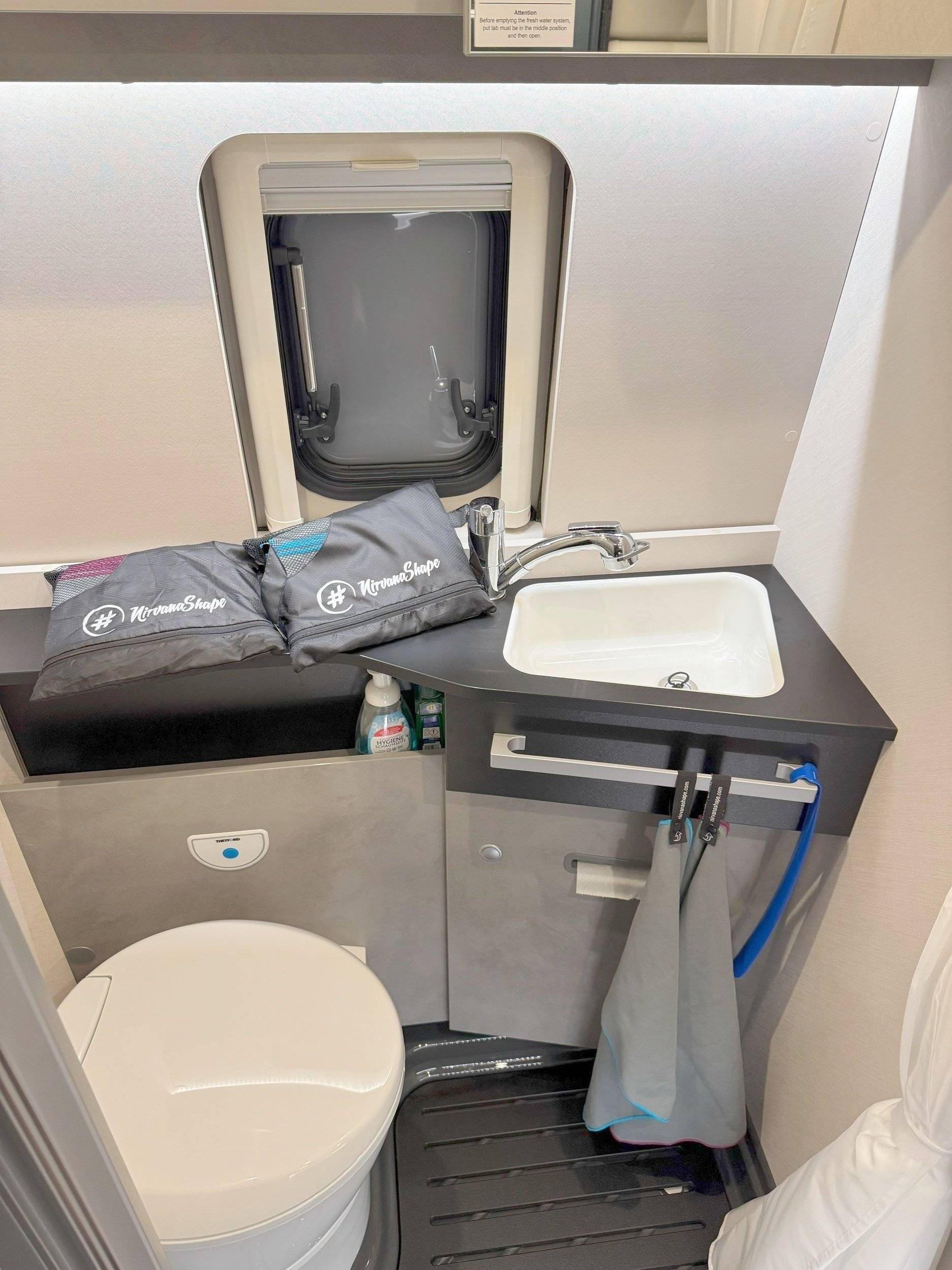 Crosscamp Camper Van Full 600 AD