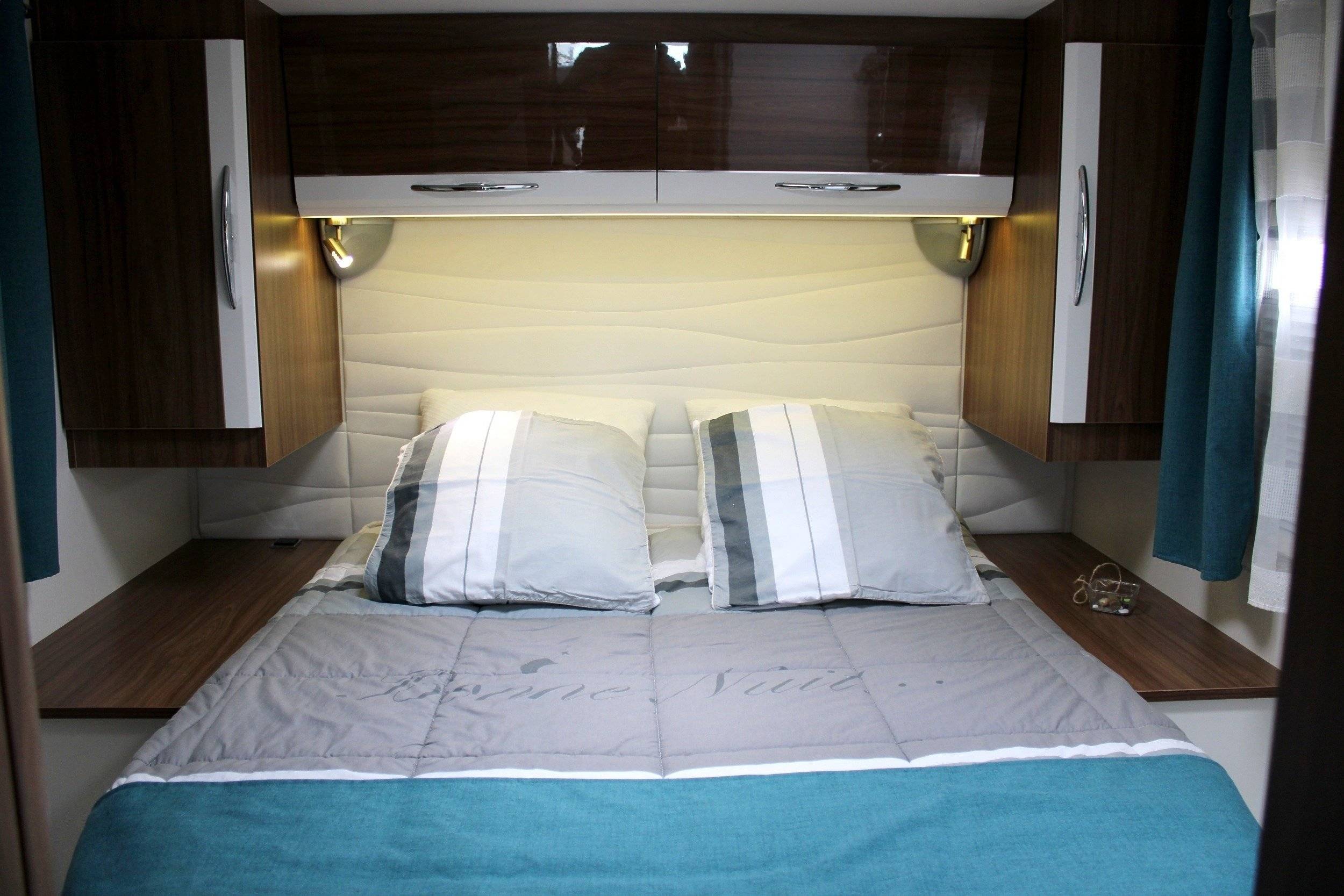 Pilote Pilote P716 Essentiel