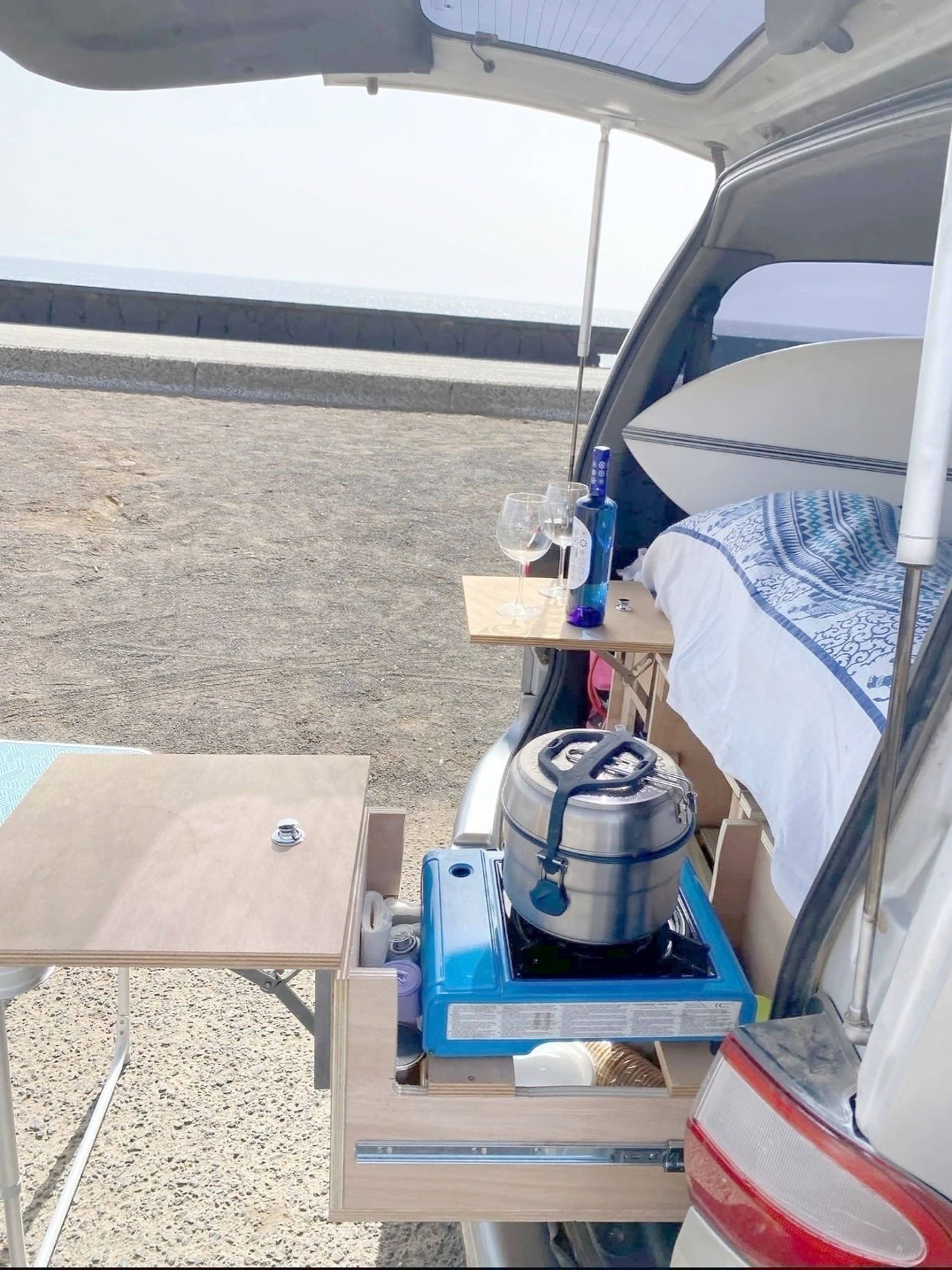 Menjador Hyundai h1 - Yescapa