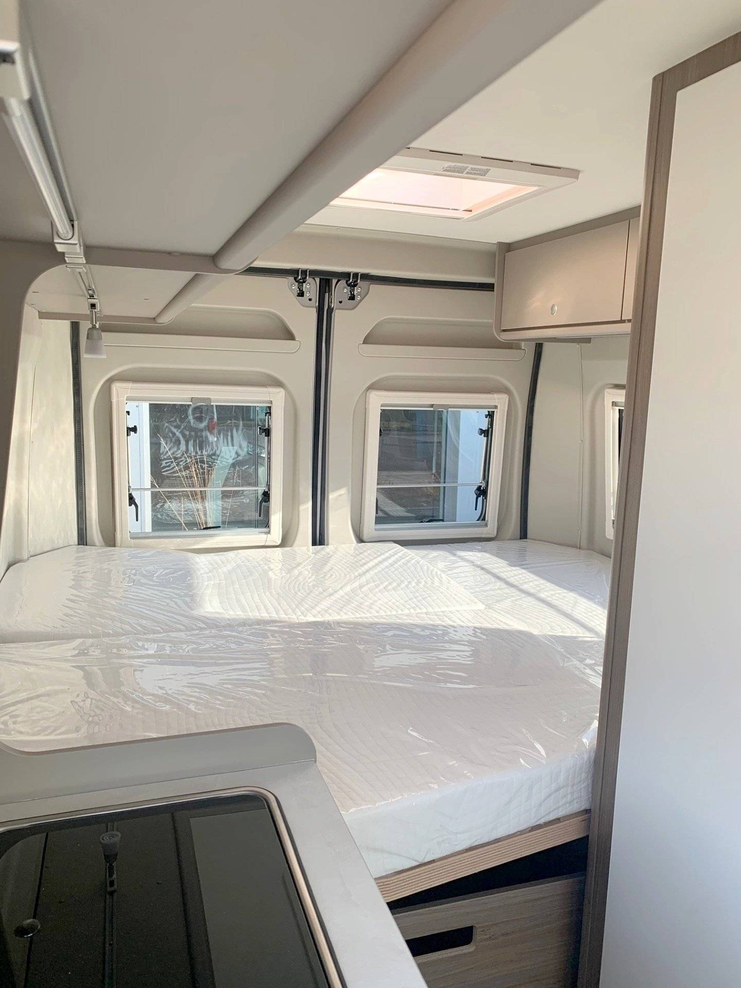 Berth Fiat Fiat Ducato 2.2 140bhp - Yescapa