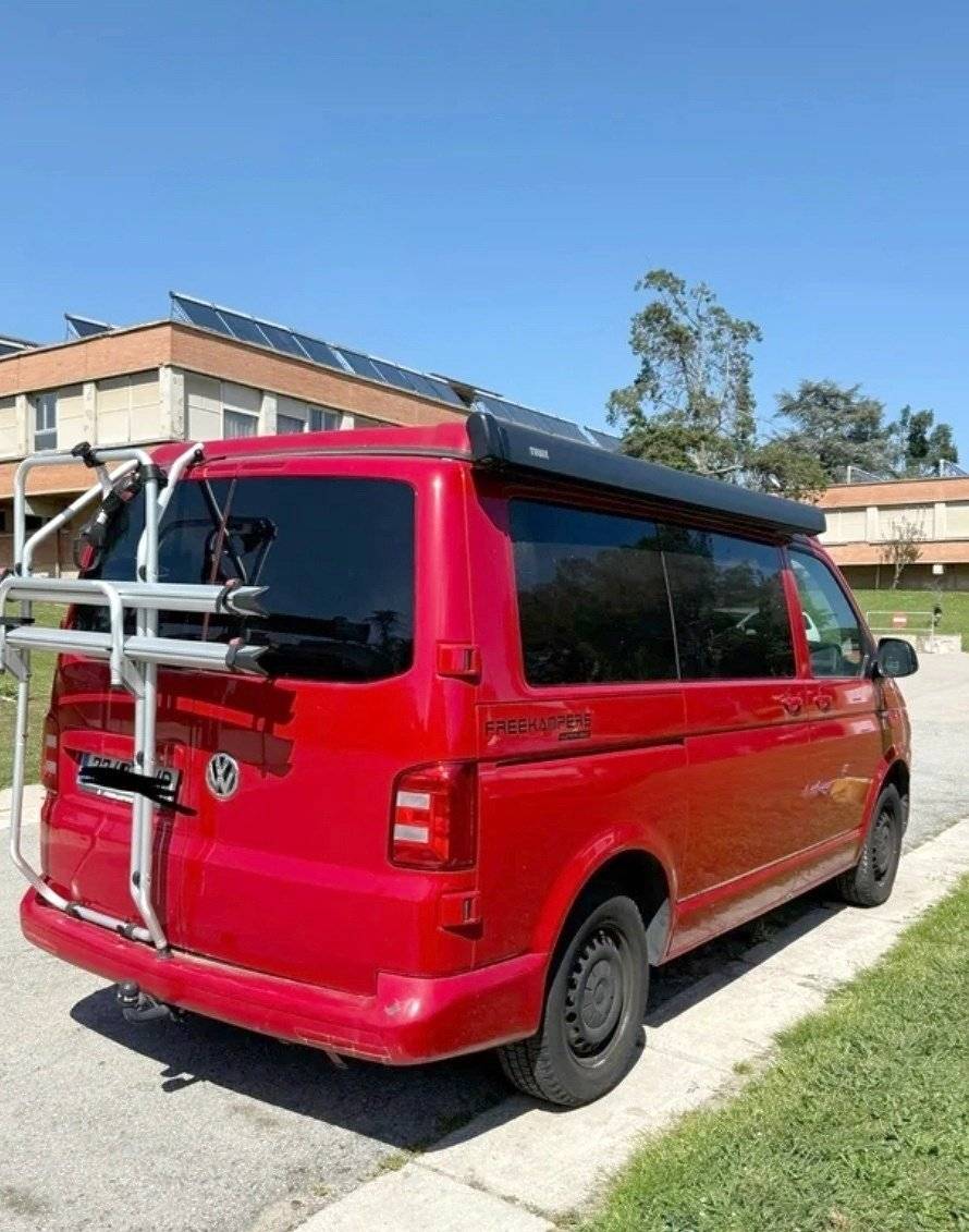 transporter Transporter T6 (Roja)