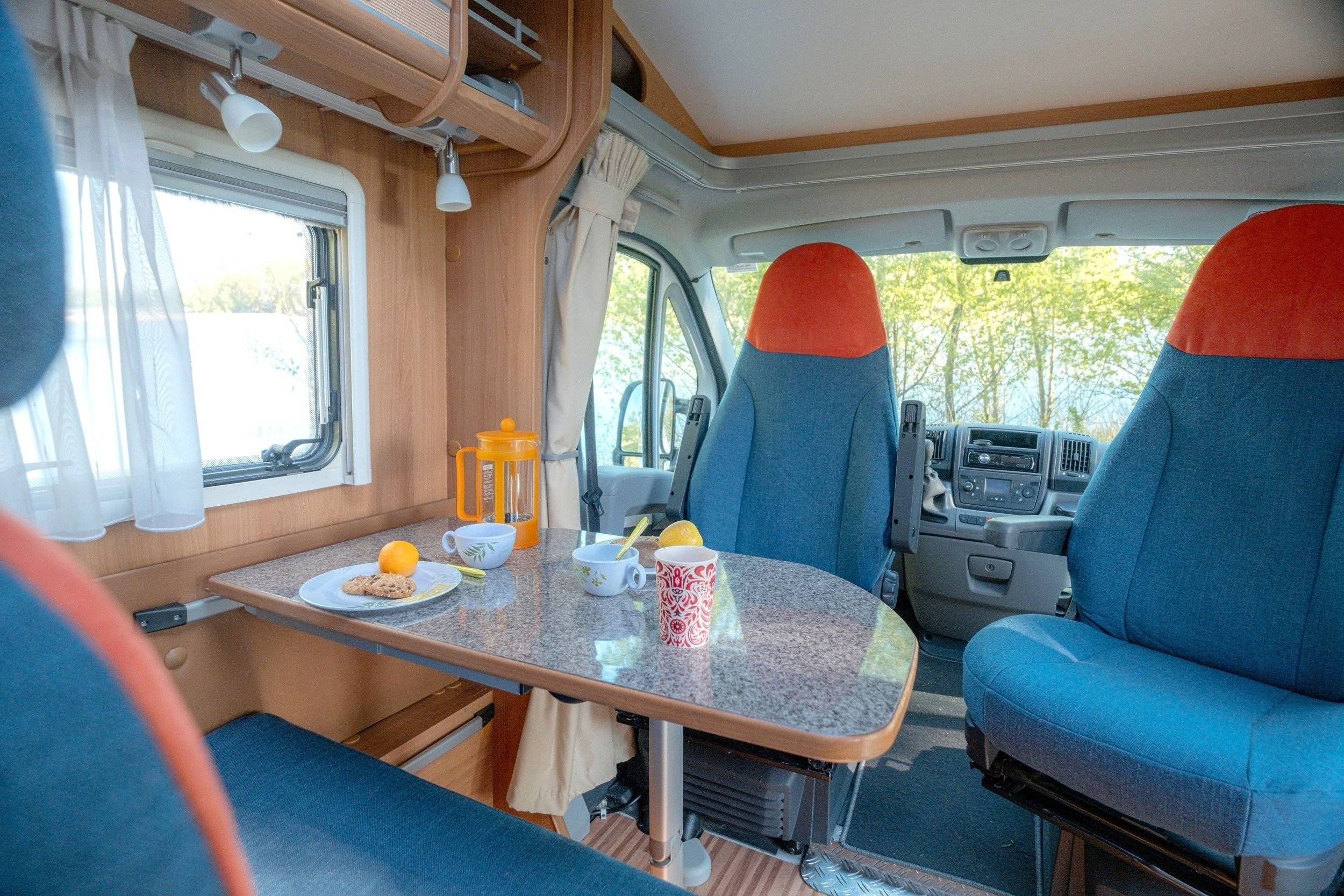 Coin repas Fiat 2,3 l 130 ch - Yescapa