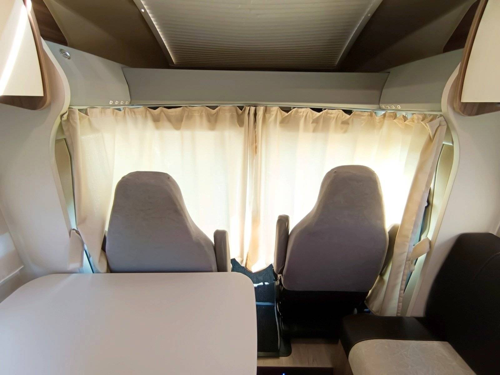 Chausson flash 718 Ford TRANSIT 155CV