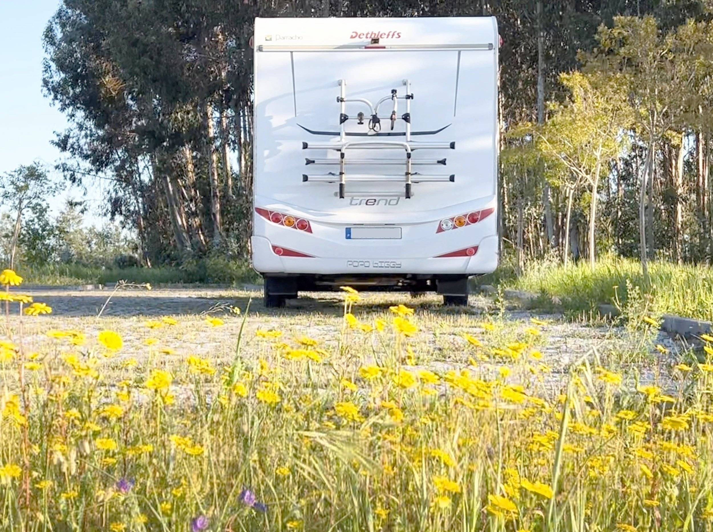 Front view from 3/4 Fiat Fiat Ducato - Yescapa