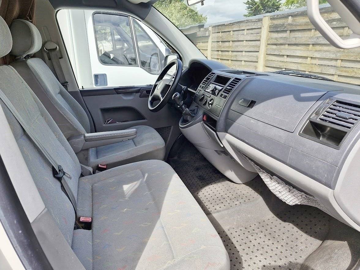 Poste de conduite Volkswagen 2,5l TDI 130 ch - Yescapa