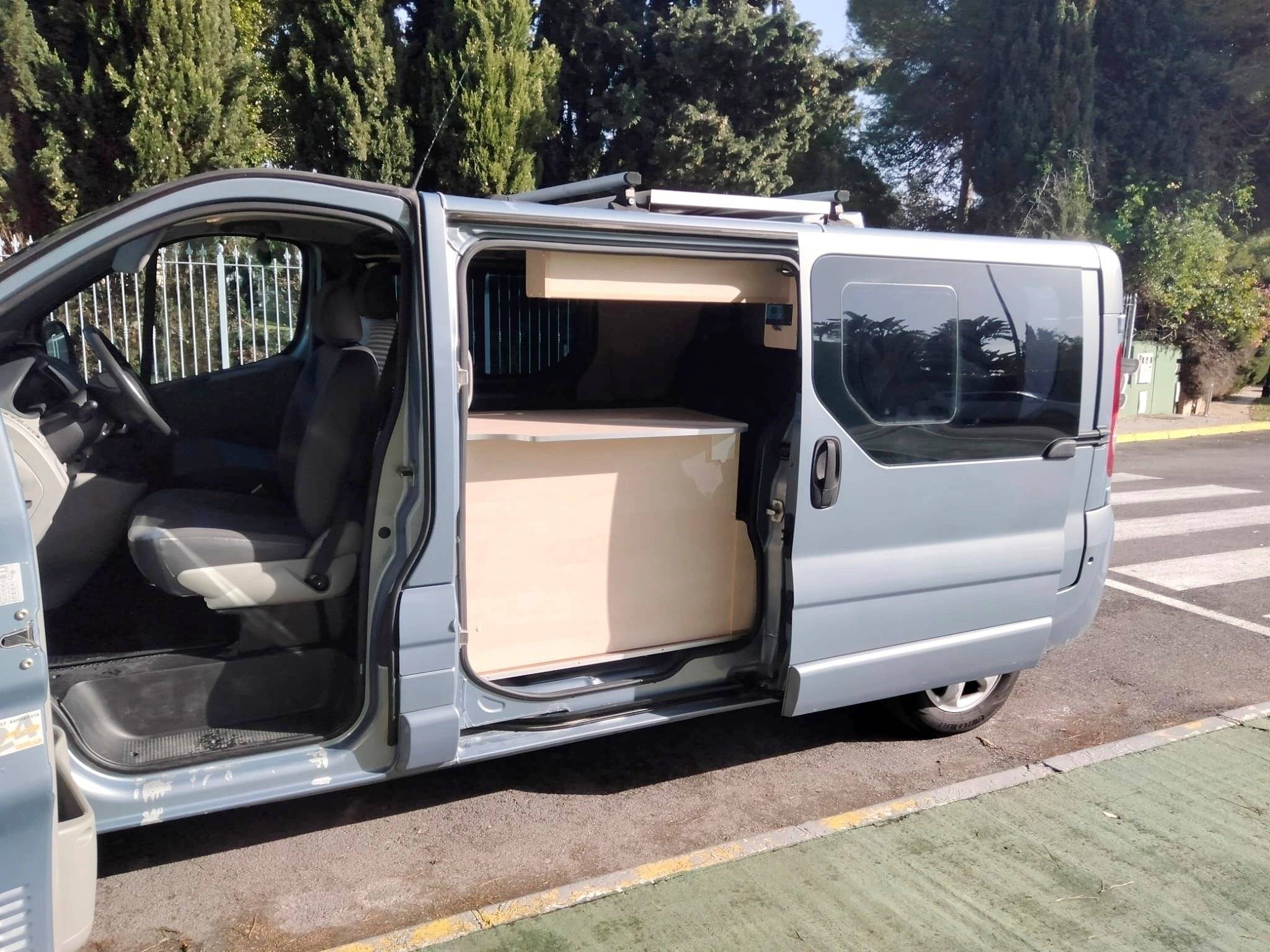 Renault Trafic L2H1 2 l 120 ch