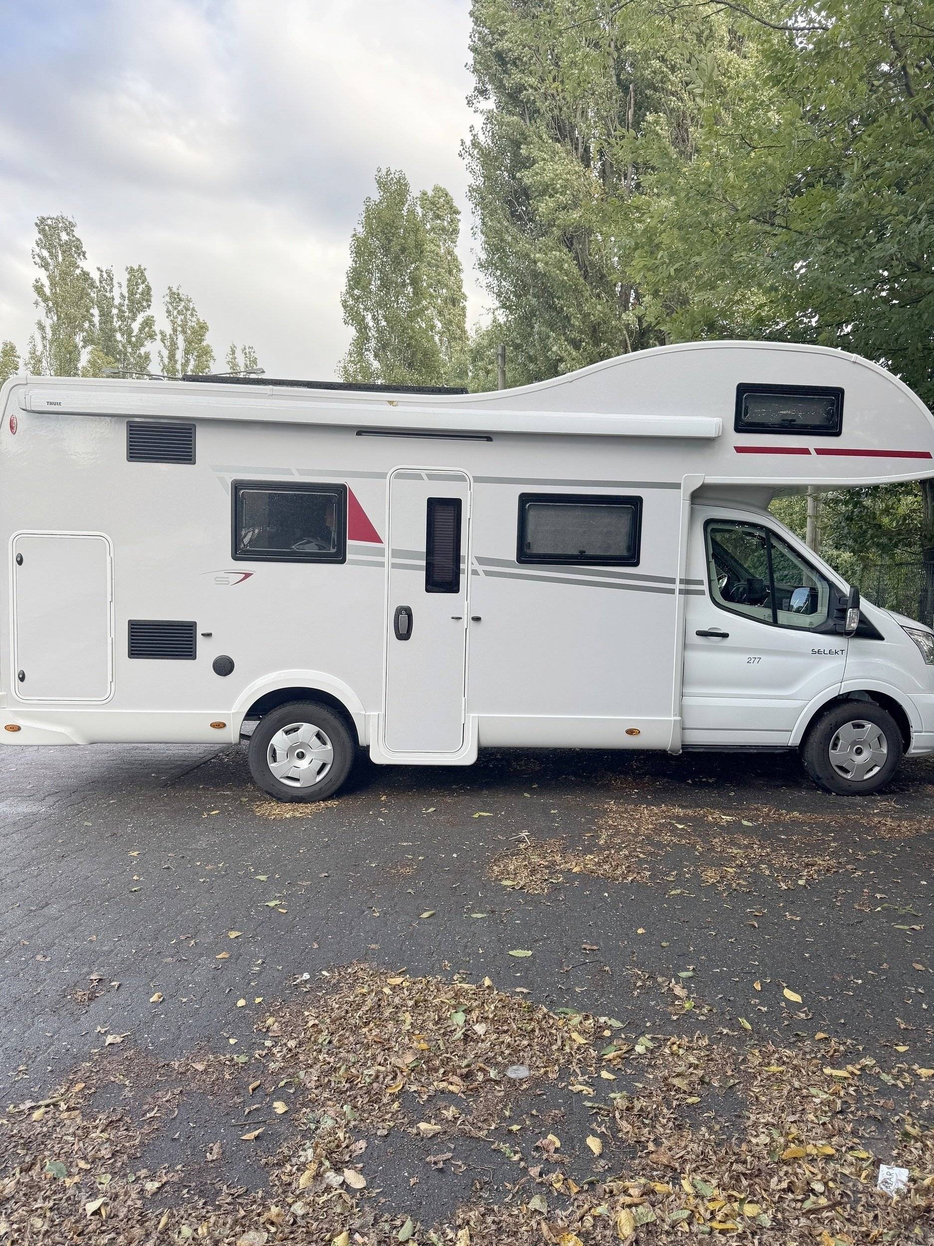 Select 277 Alkoven 7 Sitze Transit