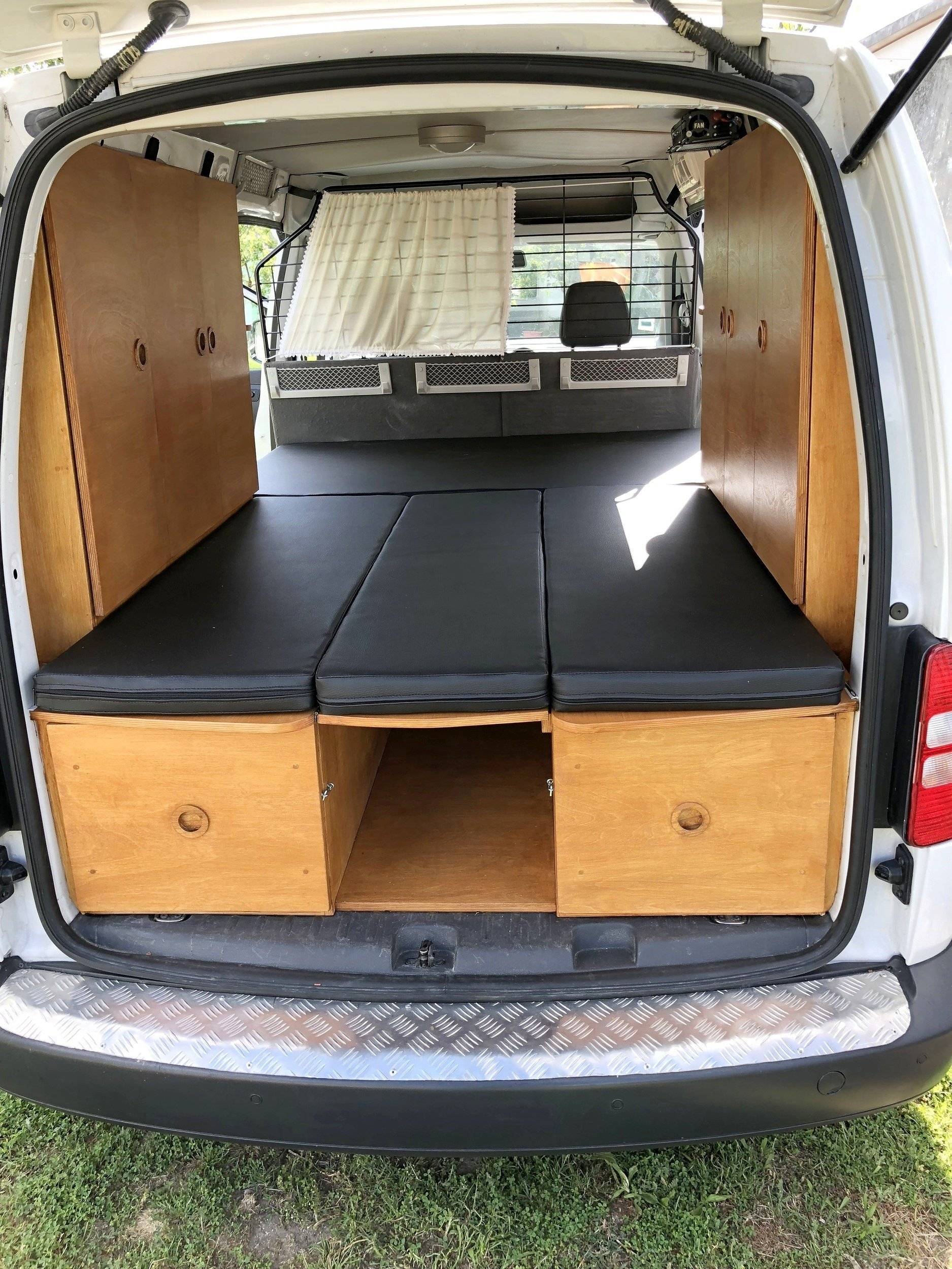 Volkswagen Caddy 2,0 l 102 ch